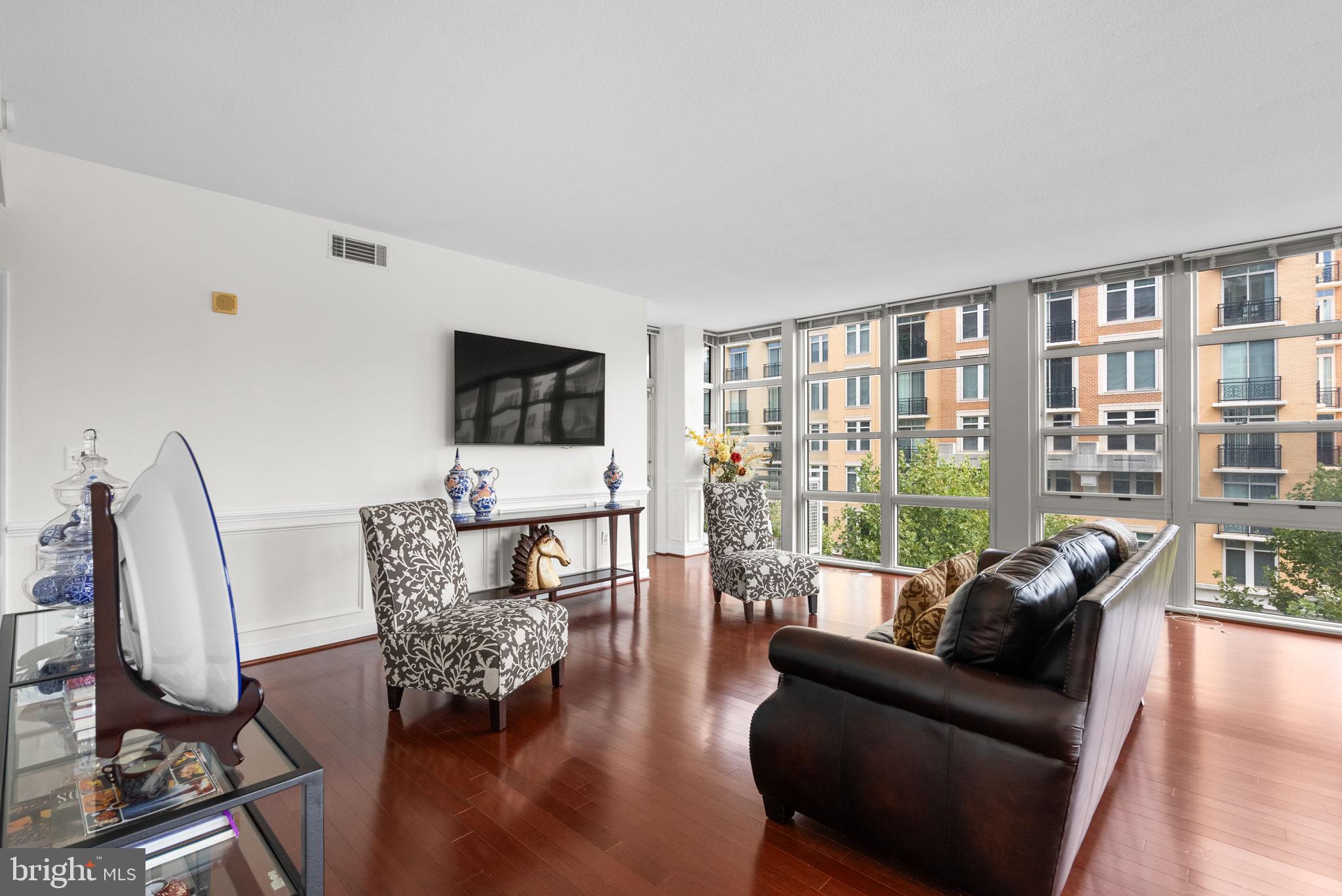 FLEET STREET CONDOMINIUMS - Residential