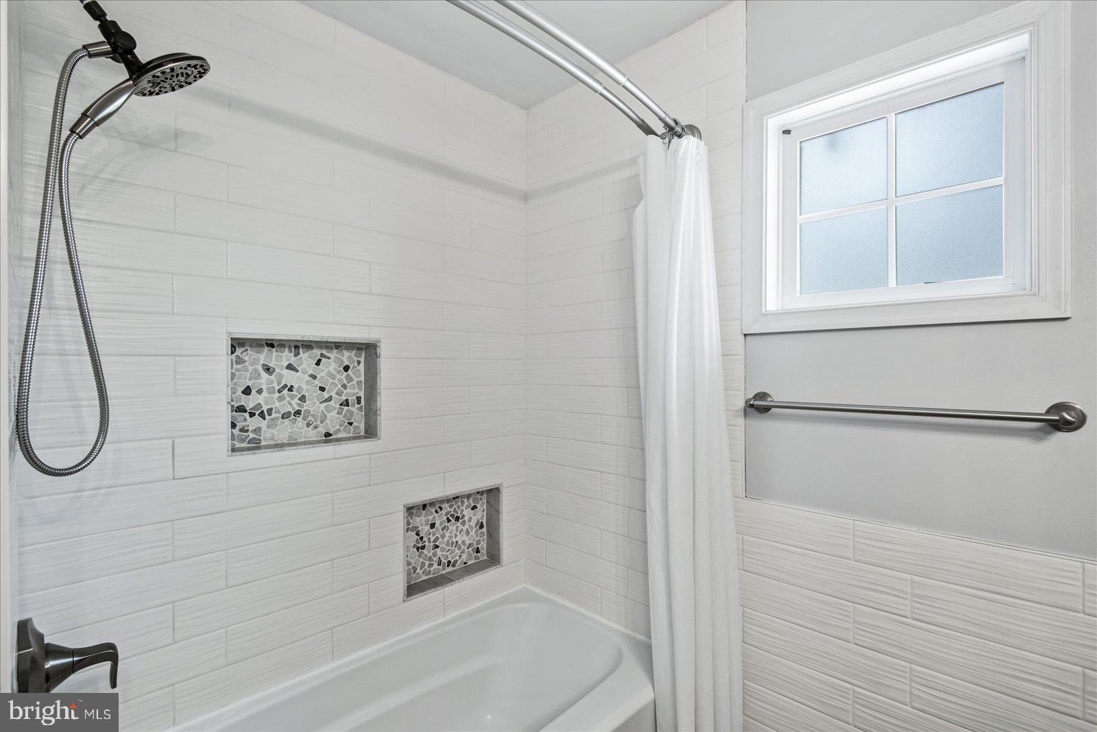 MONTYVILLE ESTATES - Residential