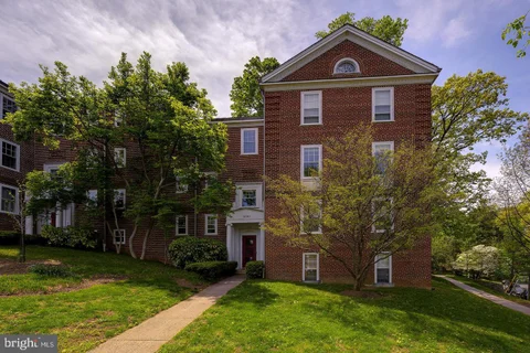 3690 38th Street NW Unit C237, Washington, DC 20016 - #: DCDC2282740