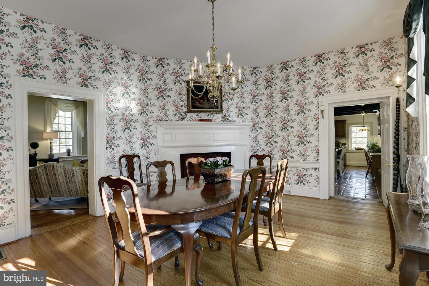 SPRING MEADOWS - Residential