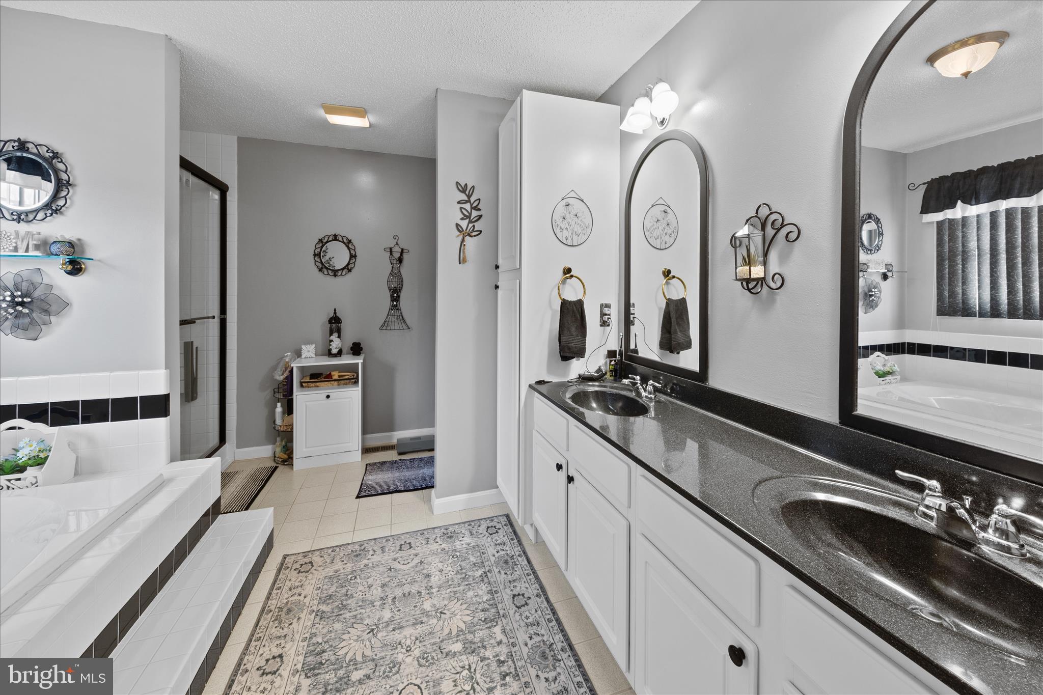 DOGWOOD ESTATES - Residential