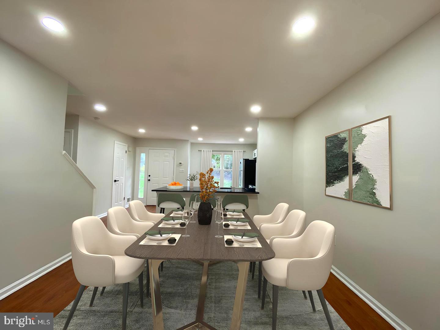 111 KNOLLWOOD COURT