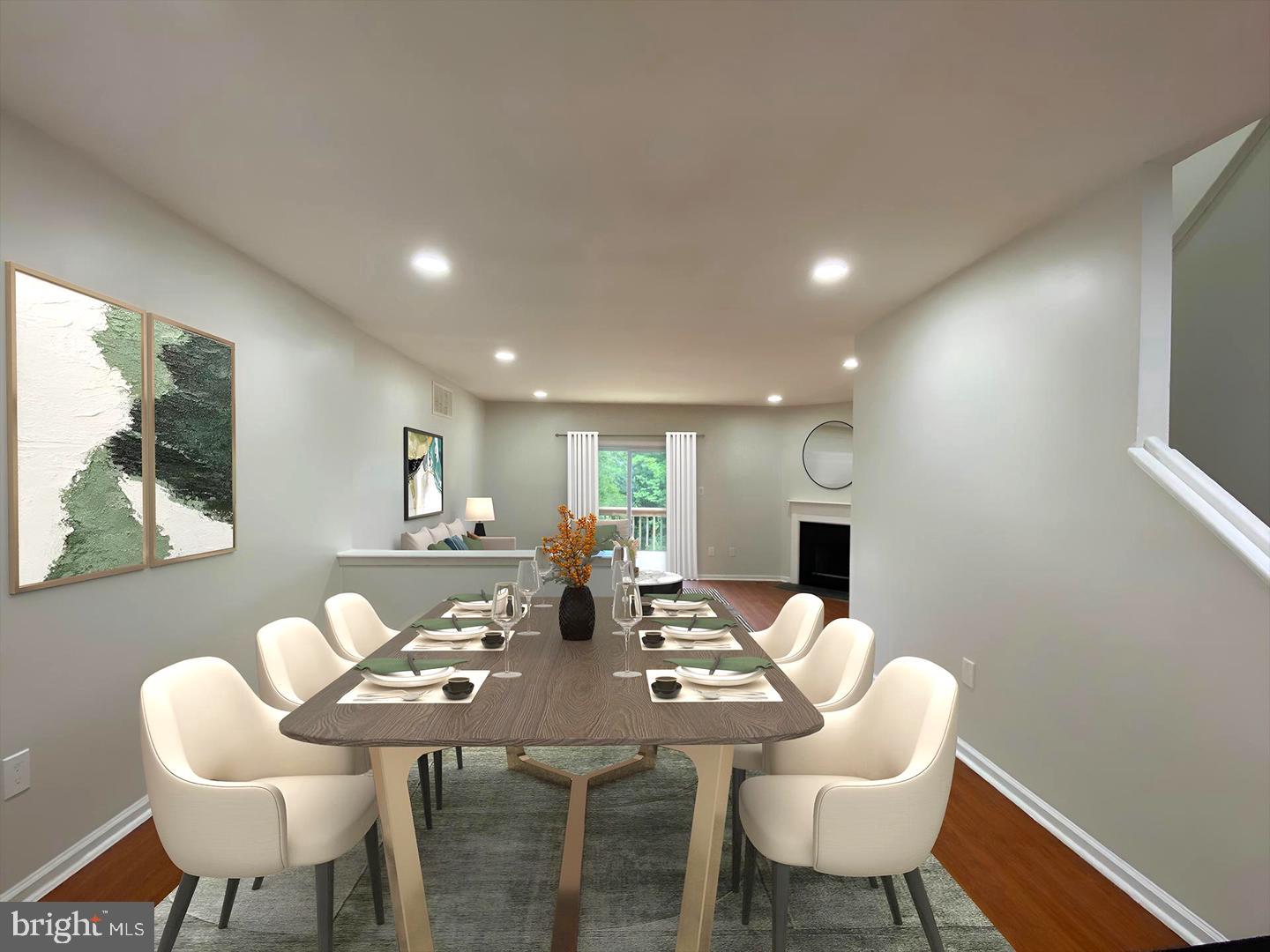 111 KNOLLWOOD COURT
