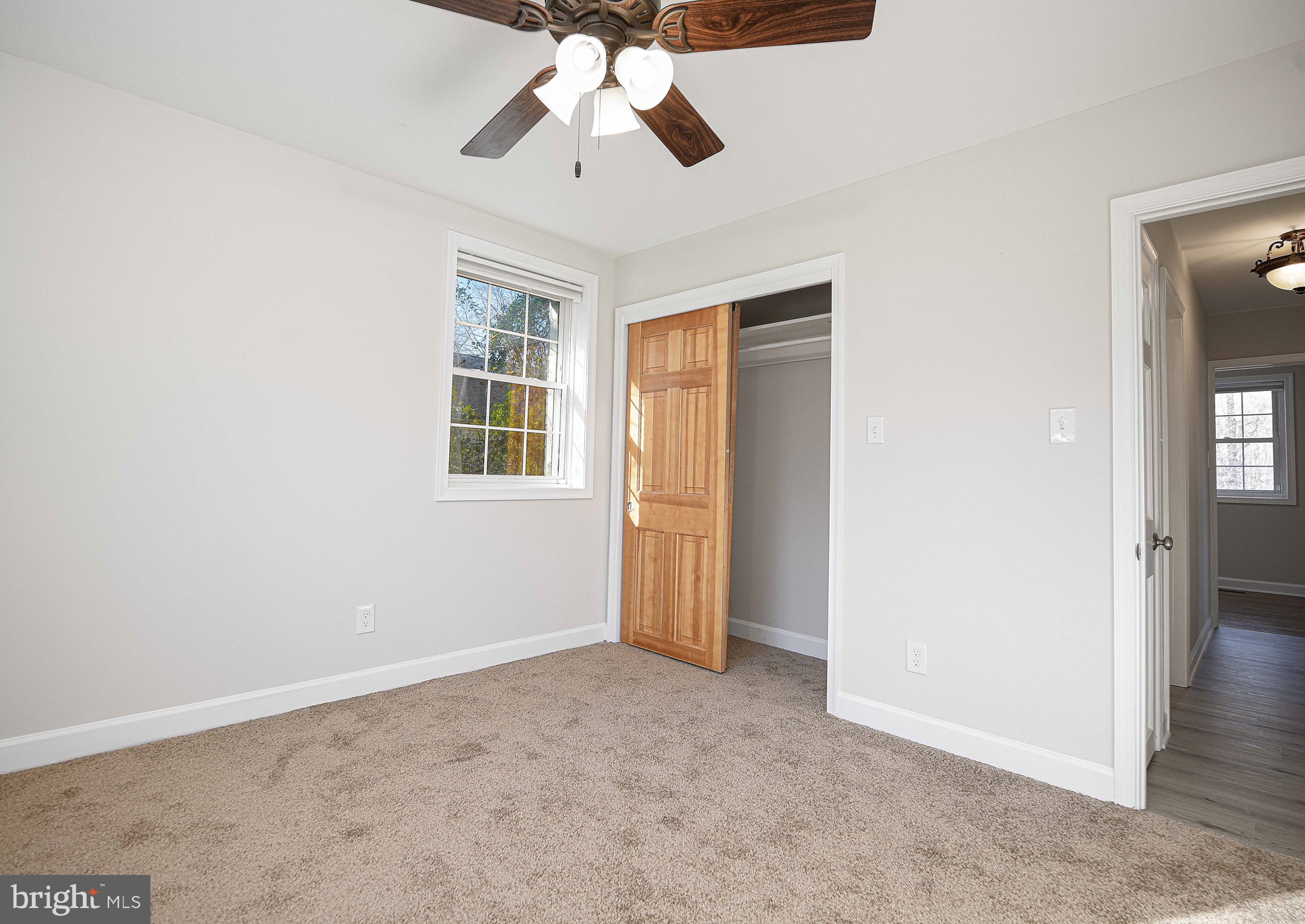 MIDDLE RIVER - Residential