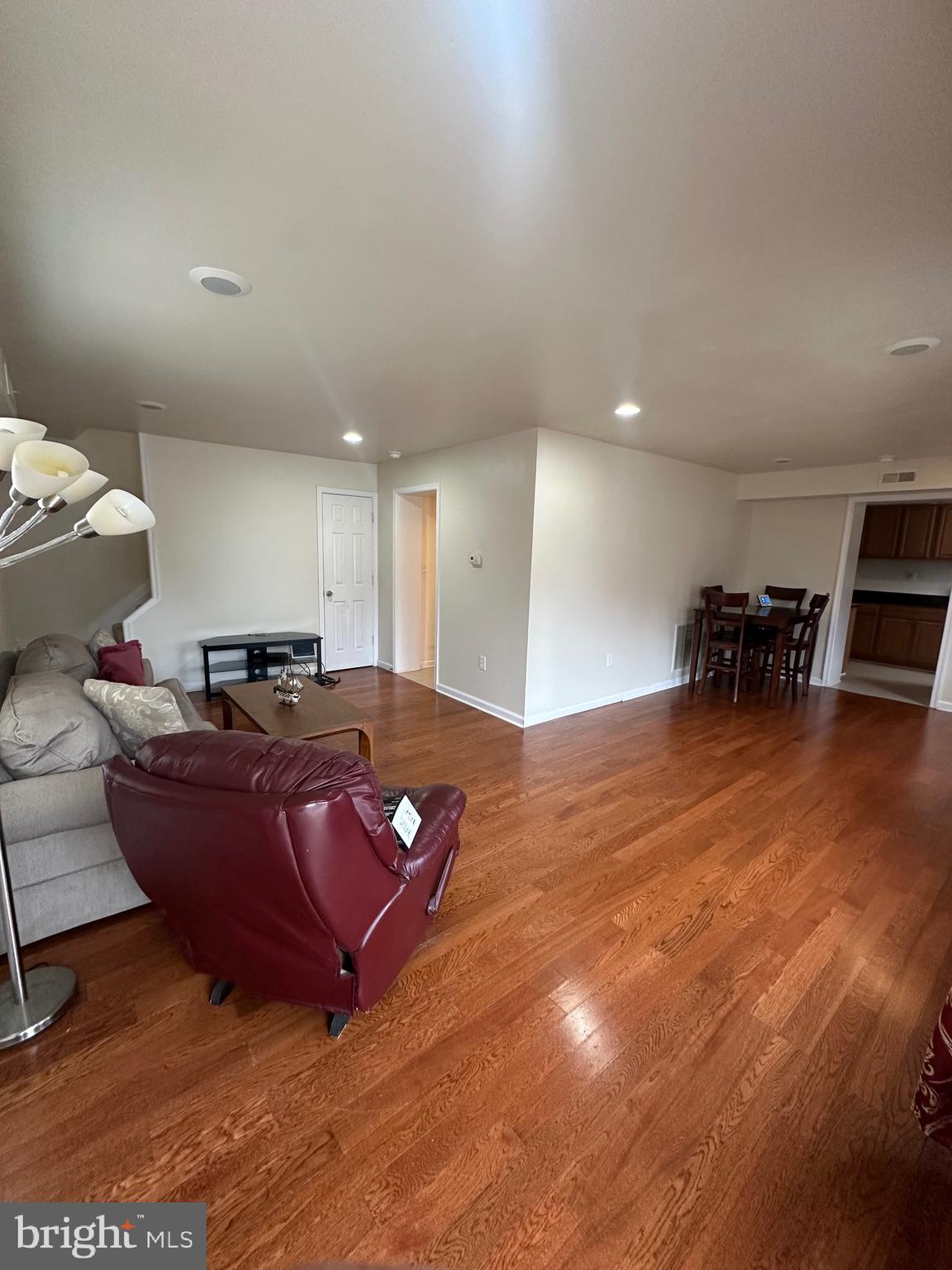 WOODLAWN HEIGHTS - Residential