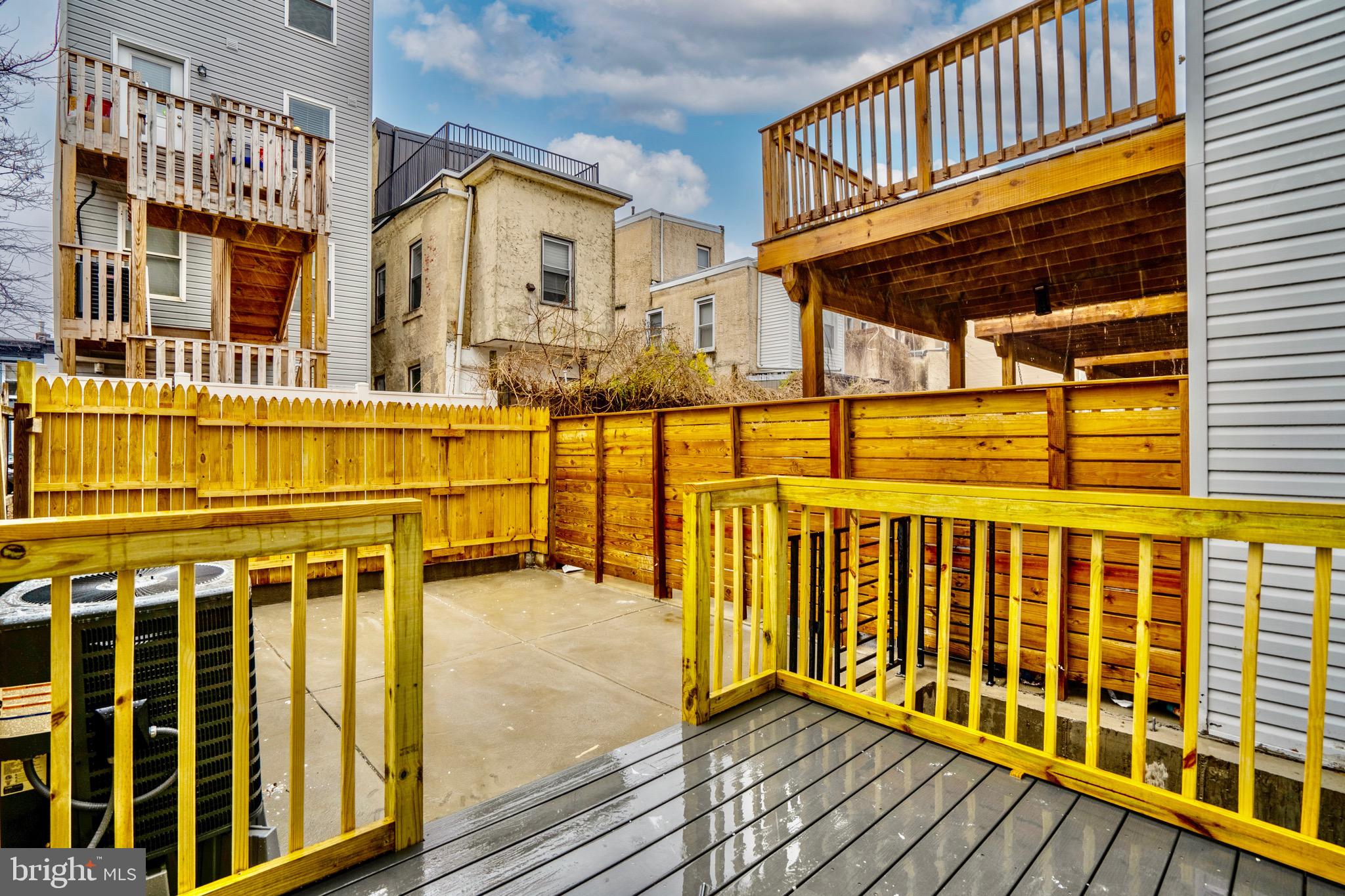 OLDE KENSINGTON - Commercial Sale