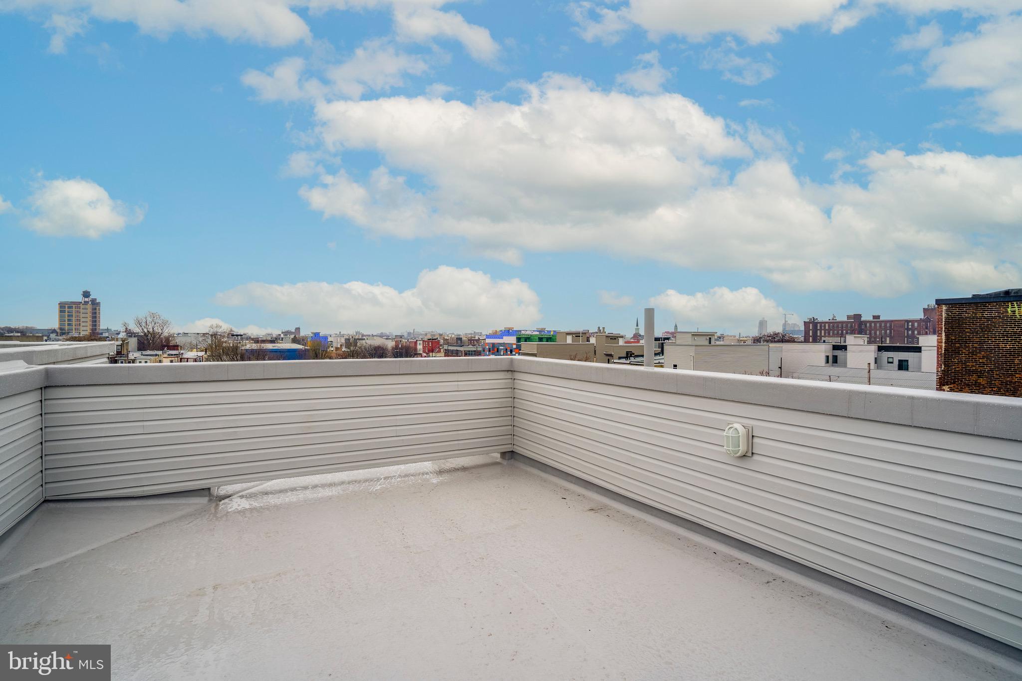 OLDE KENSINGTON - Commercial Sale