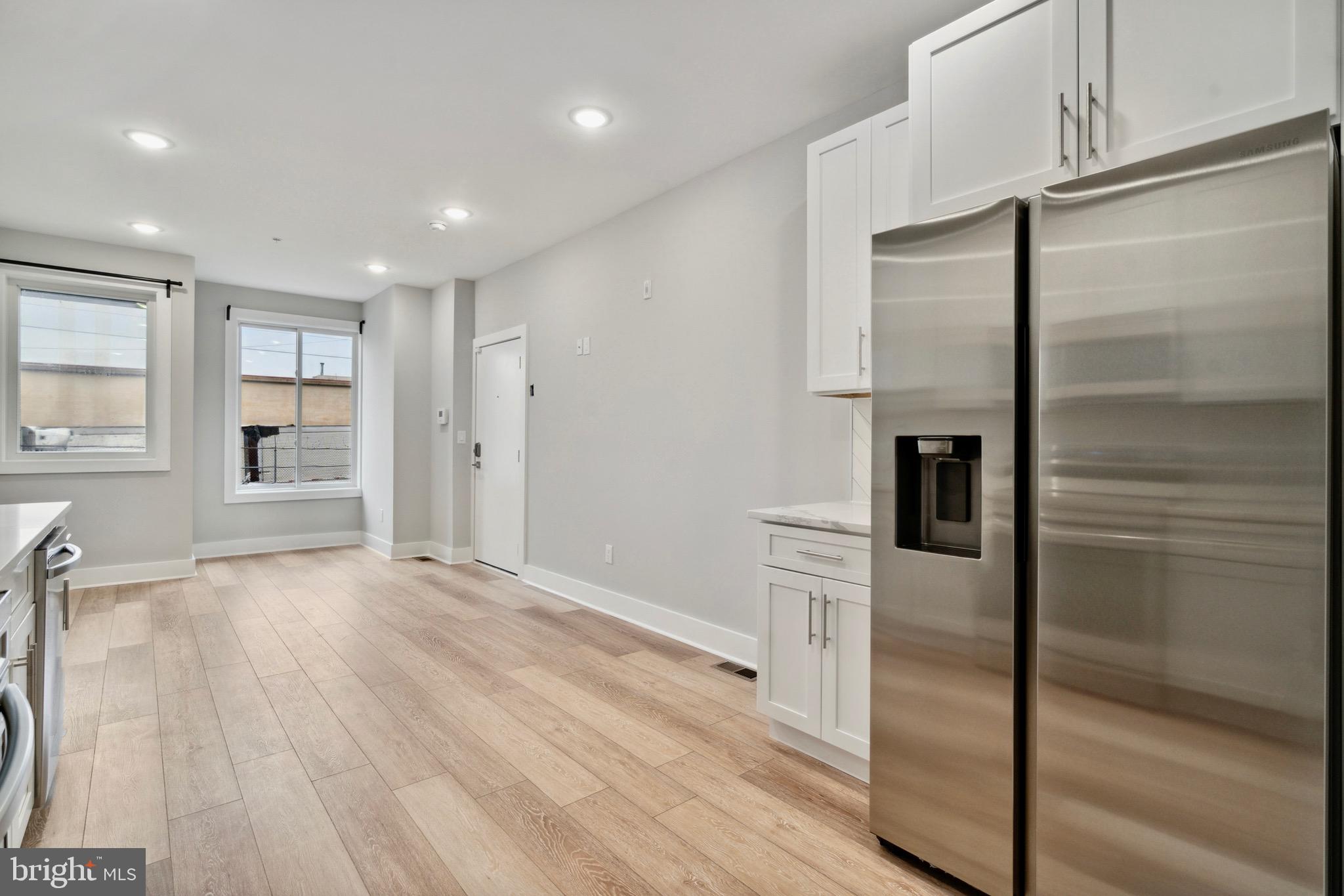 OLDE KENSINGTON - Commercial Sale