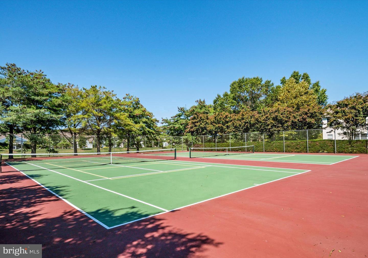 BAYSIDE MARINA - Residential