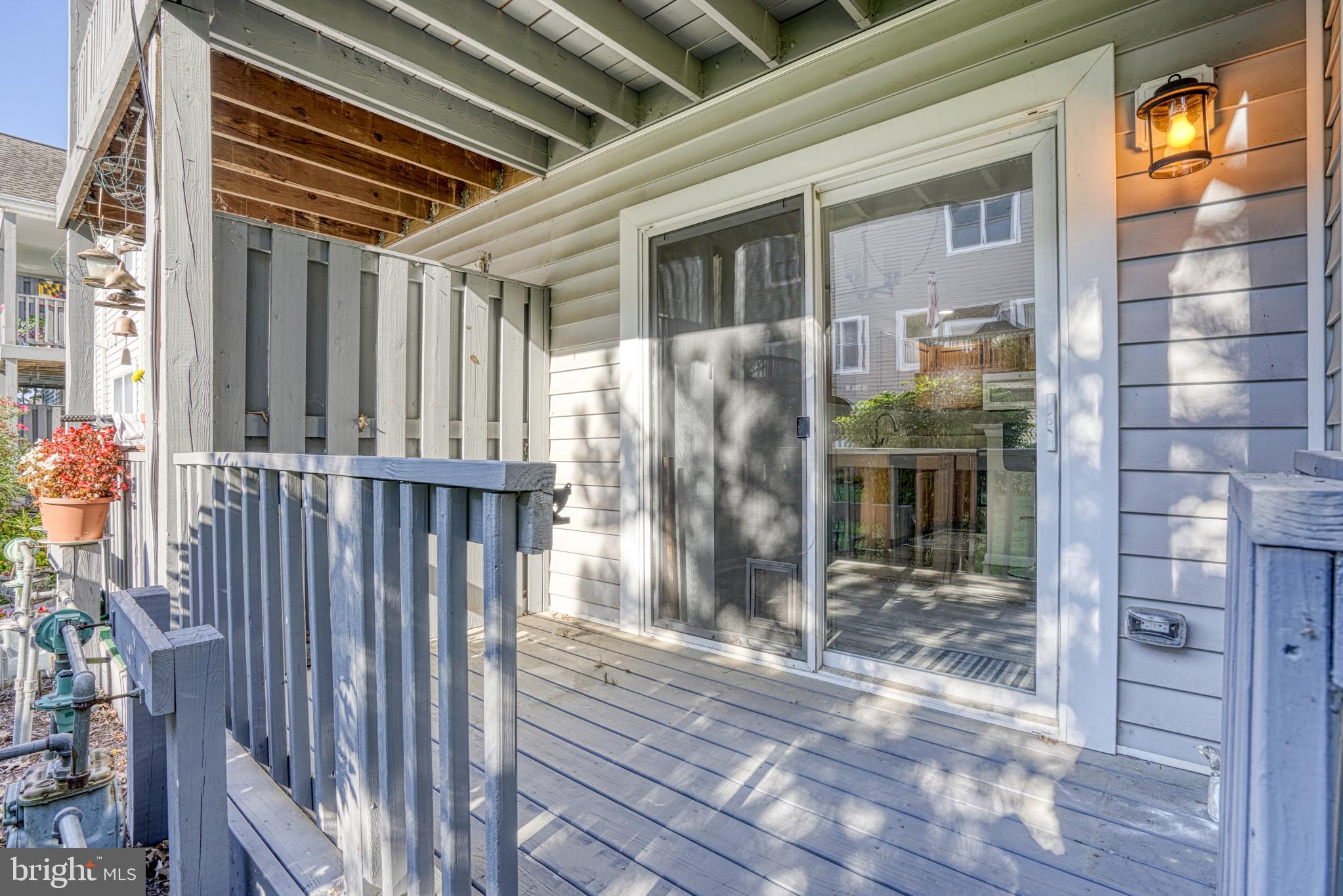 BAYSIDE MARINA - Residential