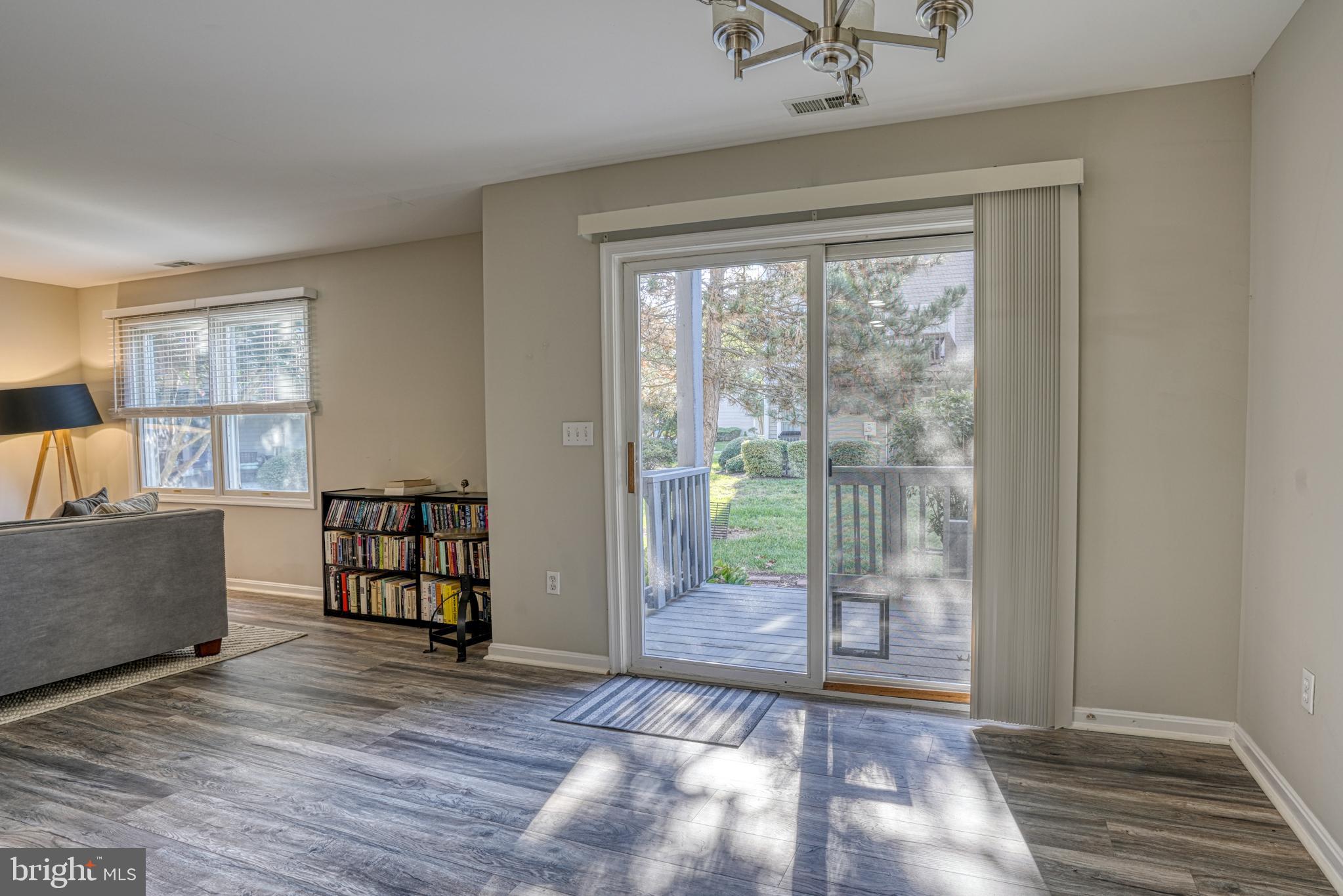 BAYSIDE MARINA - Residential