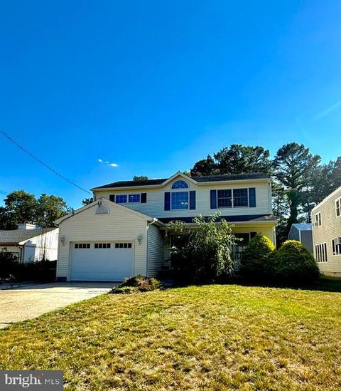Homes For Sale - 195 S South Lakeshore Drive Dr<br/> MANAHAWKIN, NJ 08050