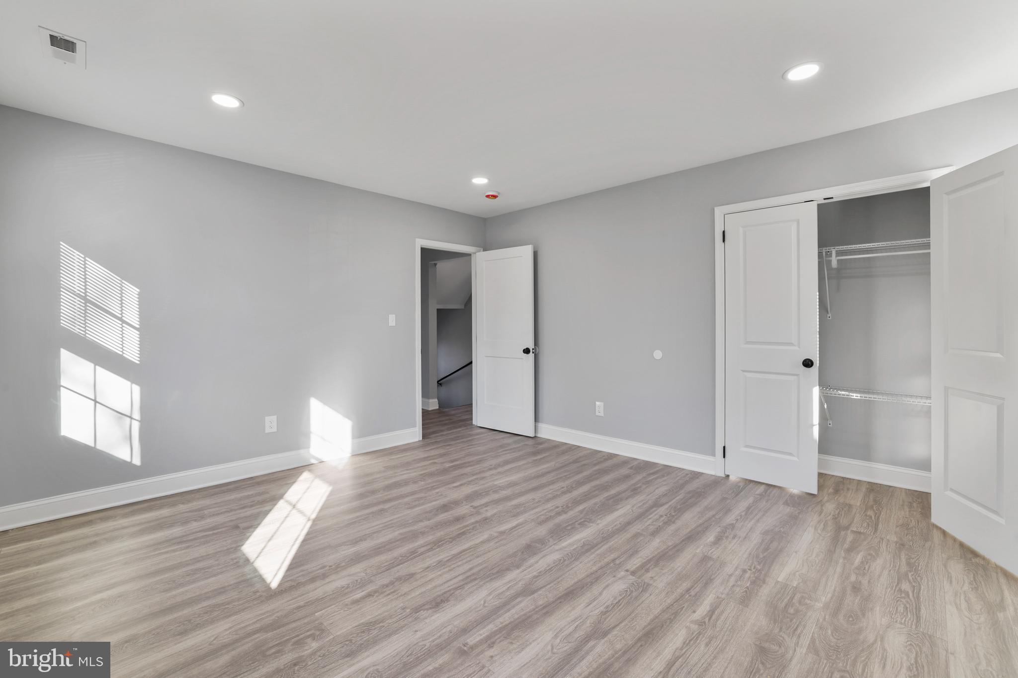 HYATTSVILLE - Residential