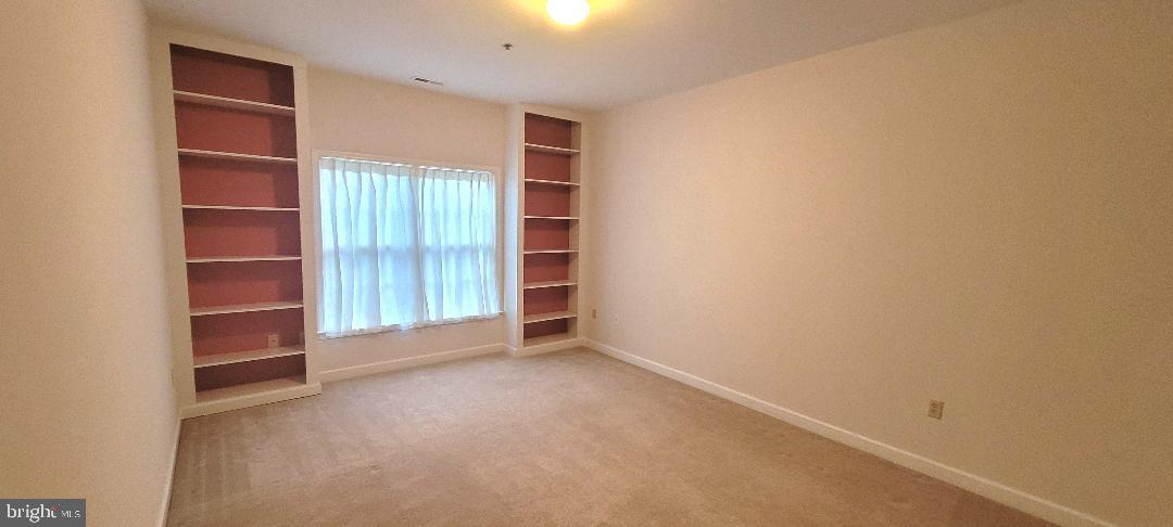 EASTON CLUB - Residential Lease