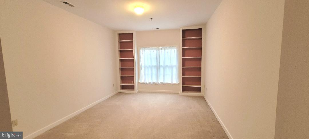 EASTON CLUB - Residential Lease