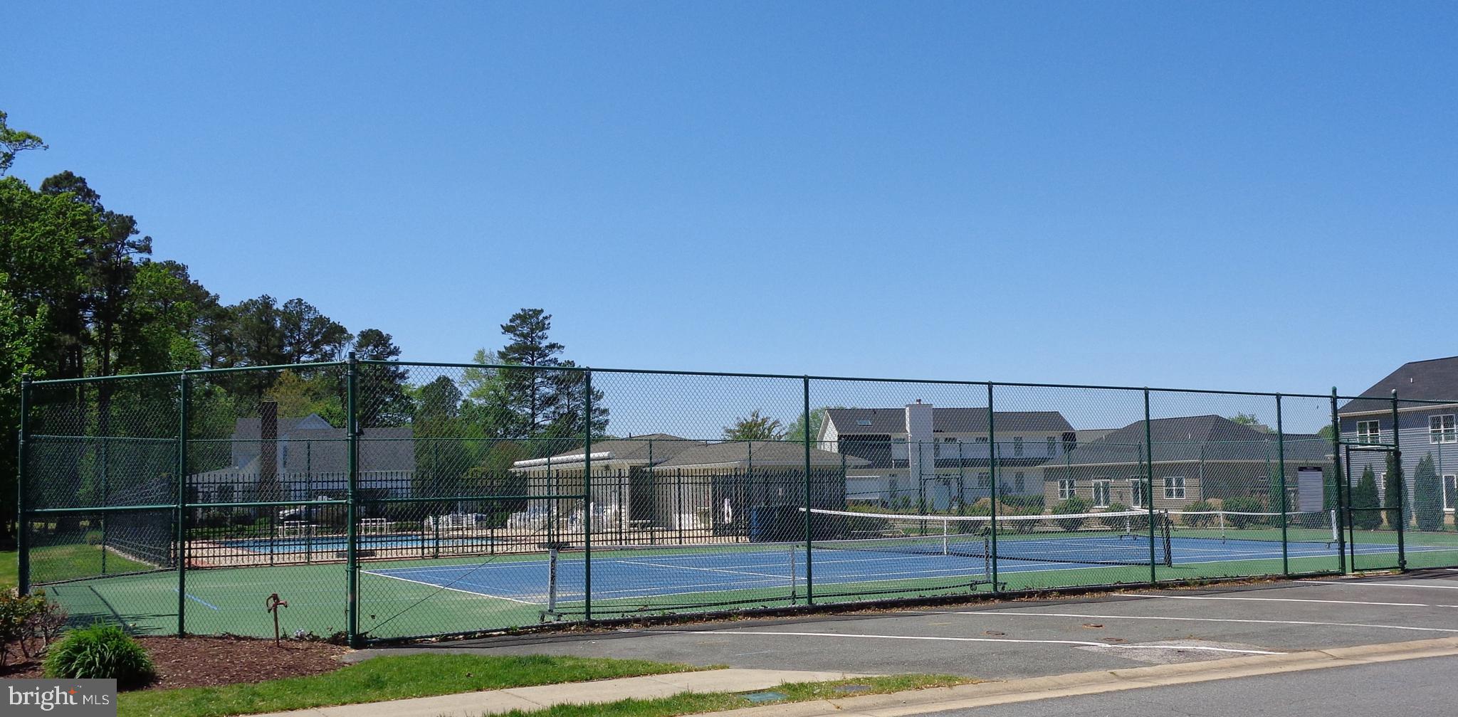 EASTON CLUB - Residential Lease