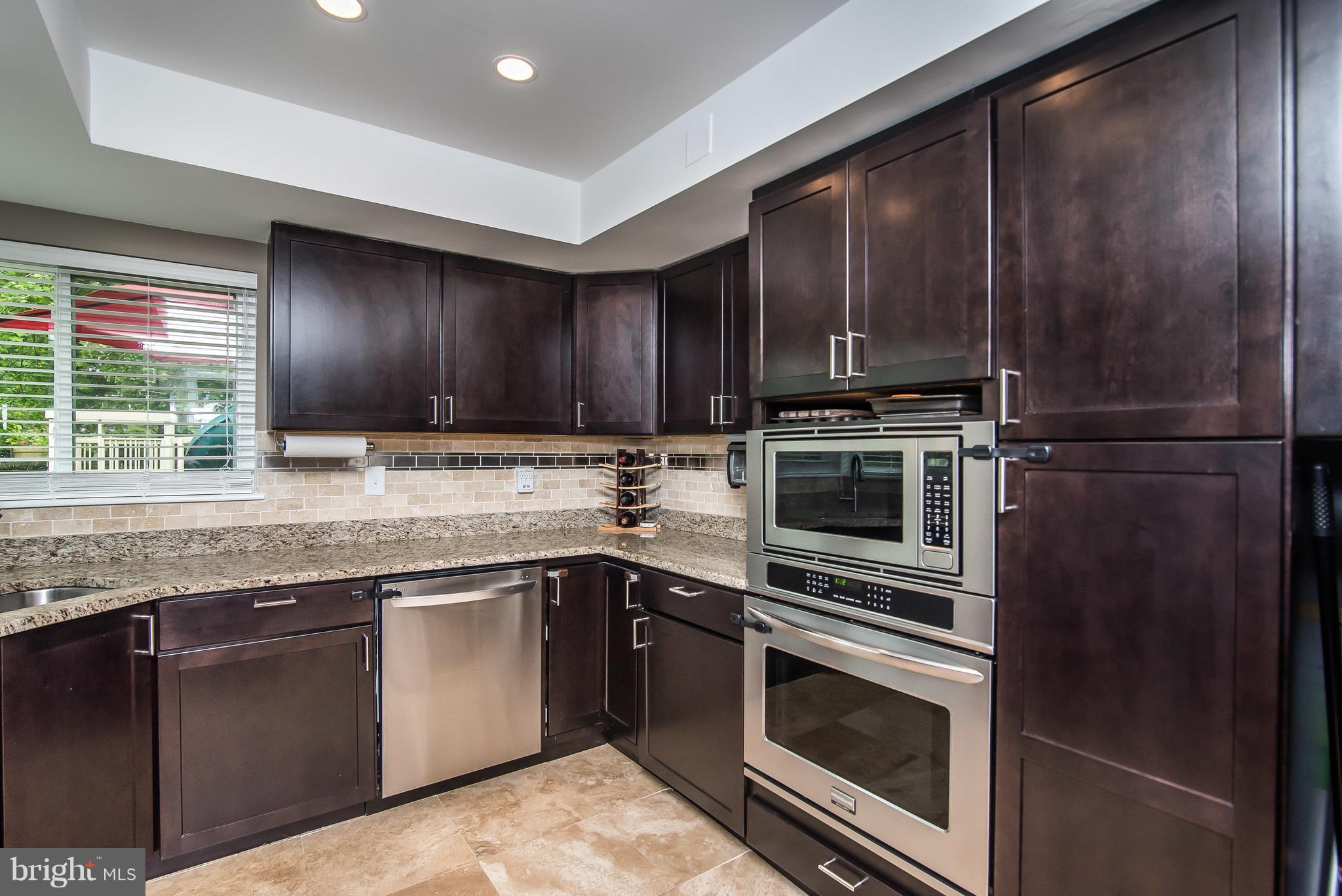 AMBER MEADOWS - Residential