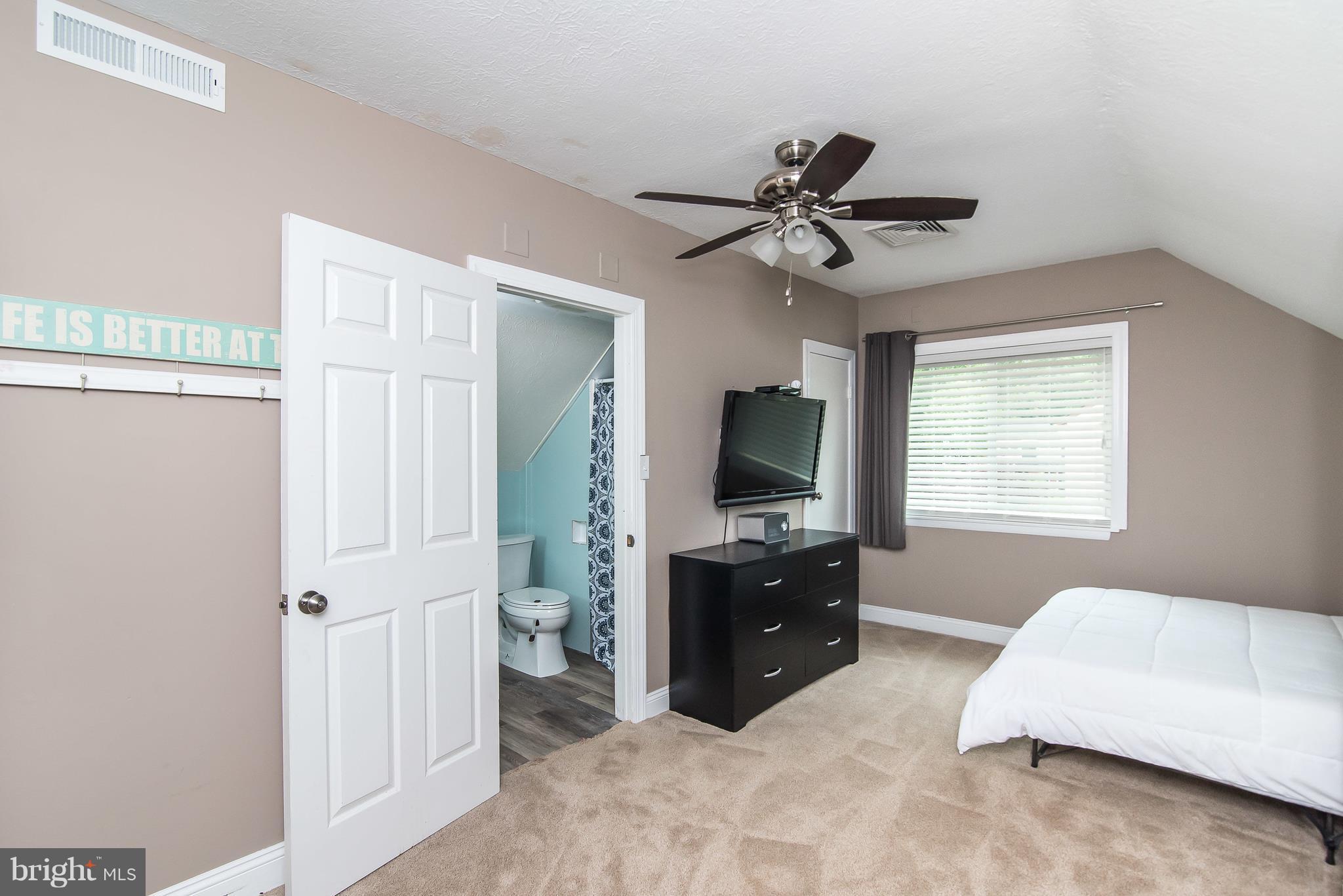 AMBER MEADOWS - Residential