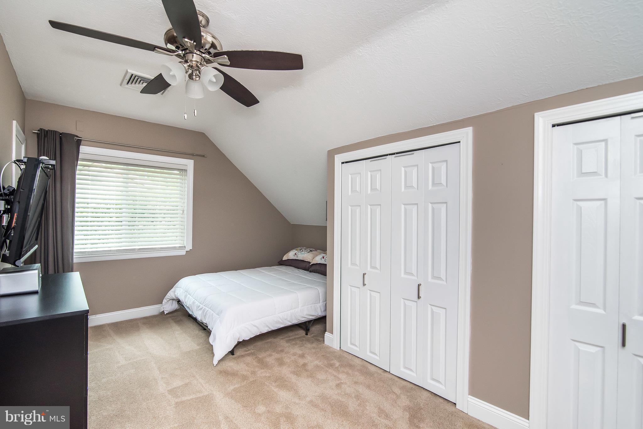 AMBER MEADOWS - Residential