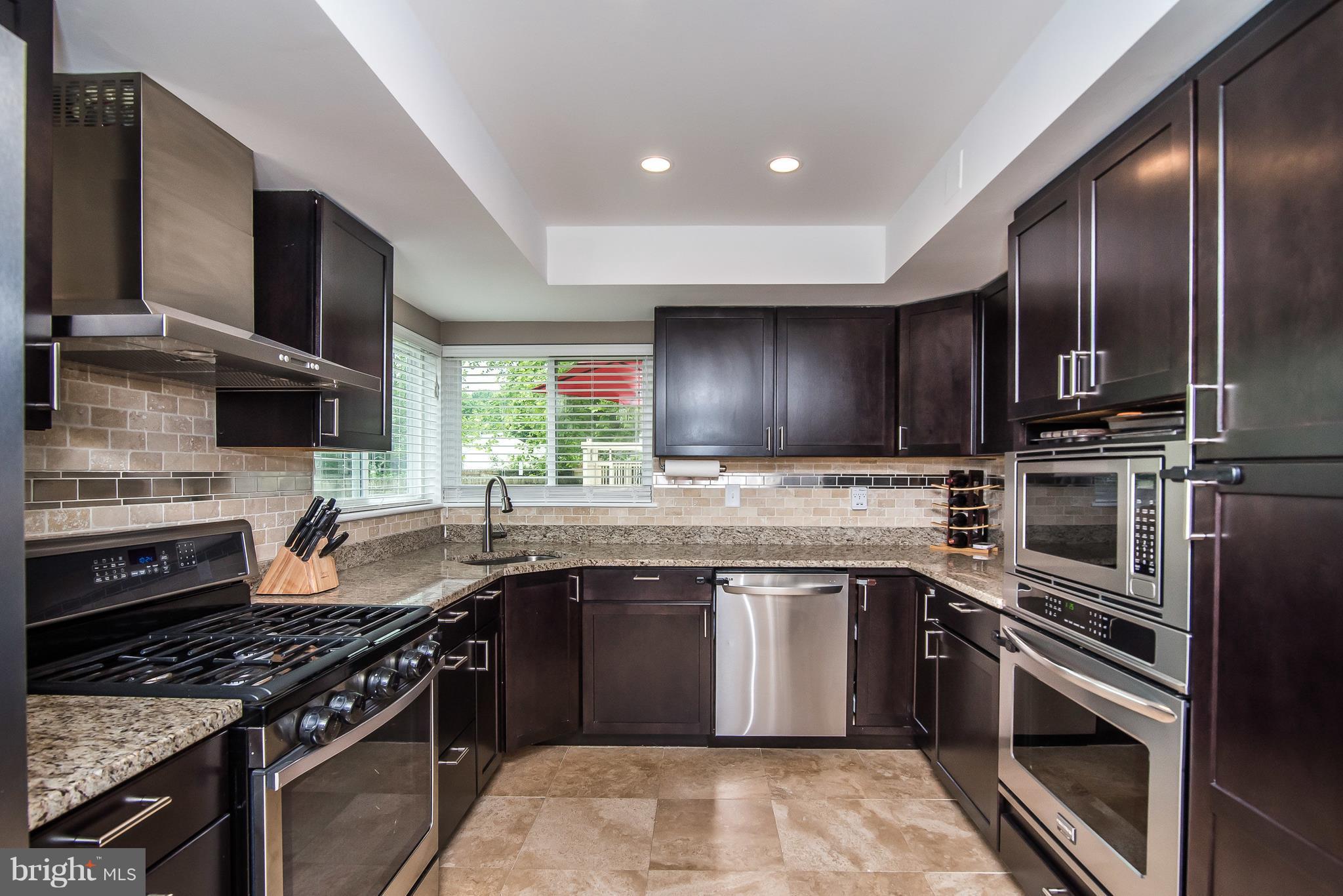 AMBER MEADOWS - Residential