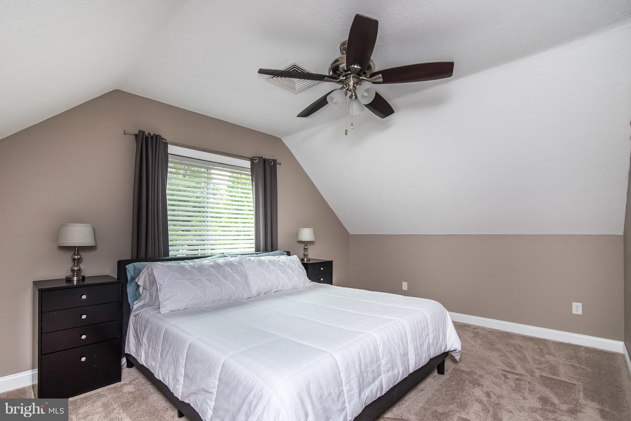 AMBER MEADOWS - Residential