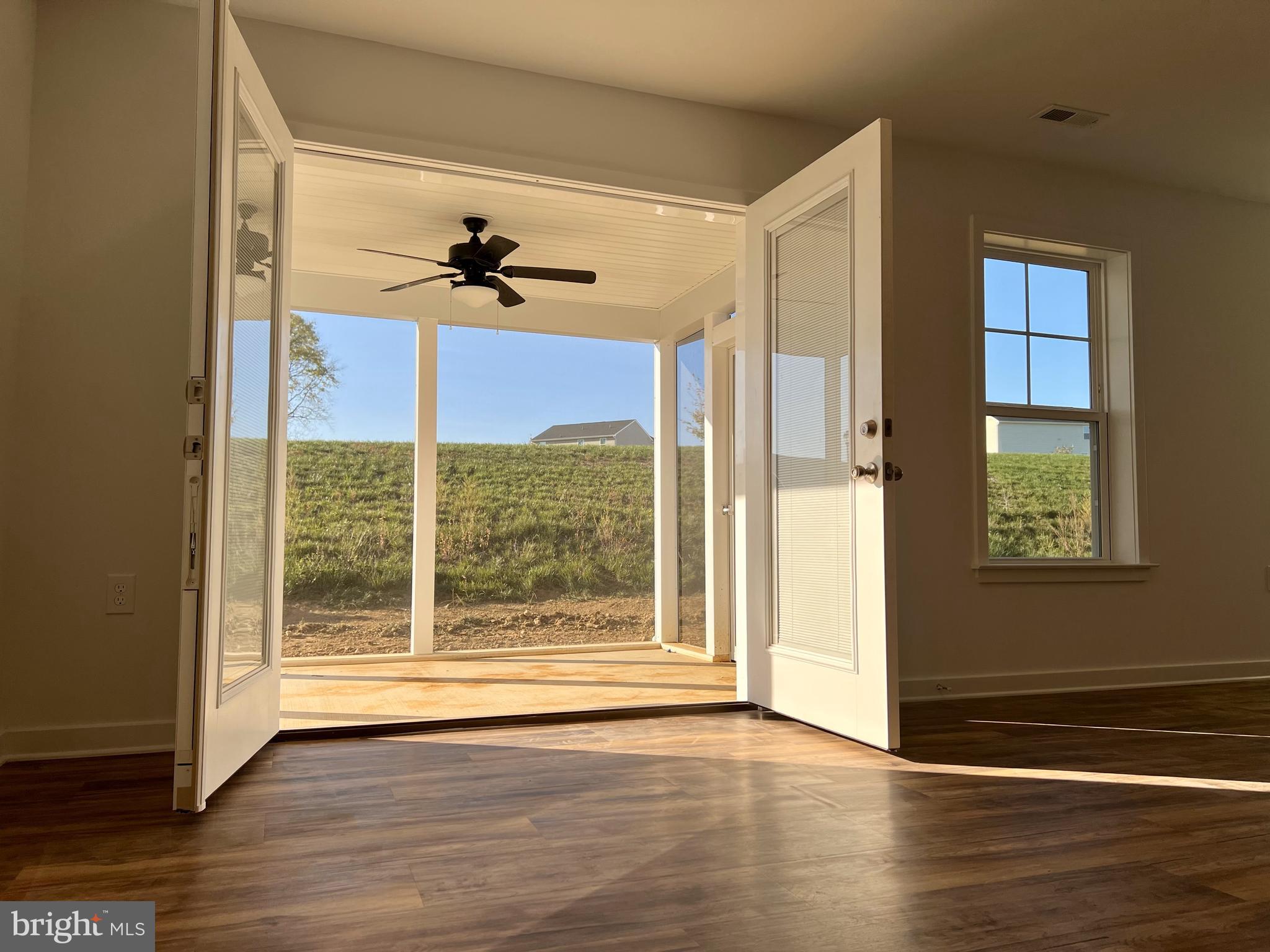 CARDINAL POINTE - Residential