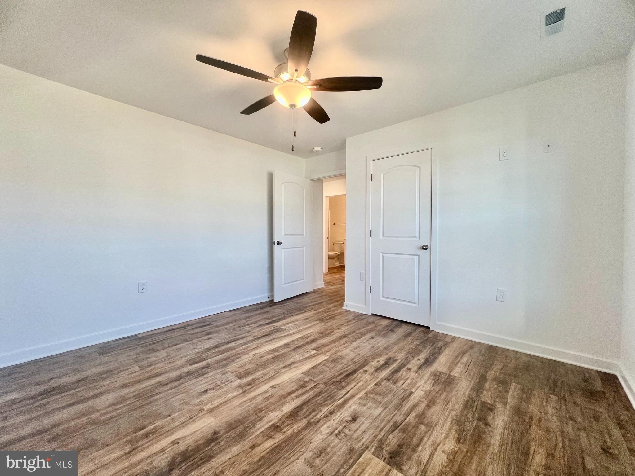 CARDINAL POINTE - Residential