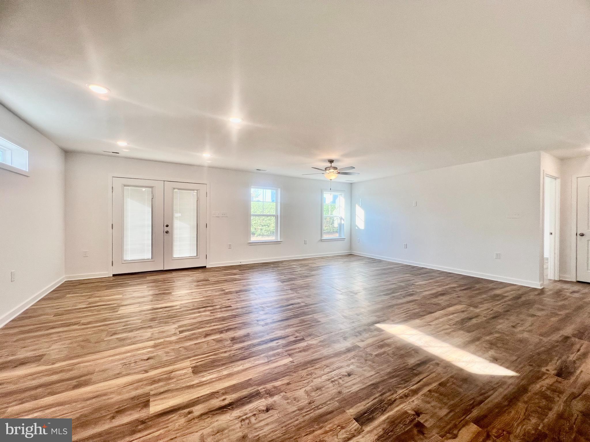 CARDINAL POINTE - Residential