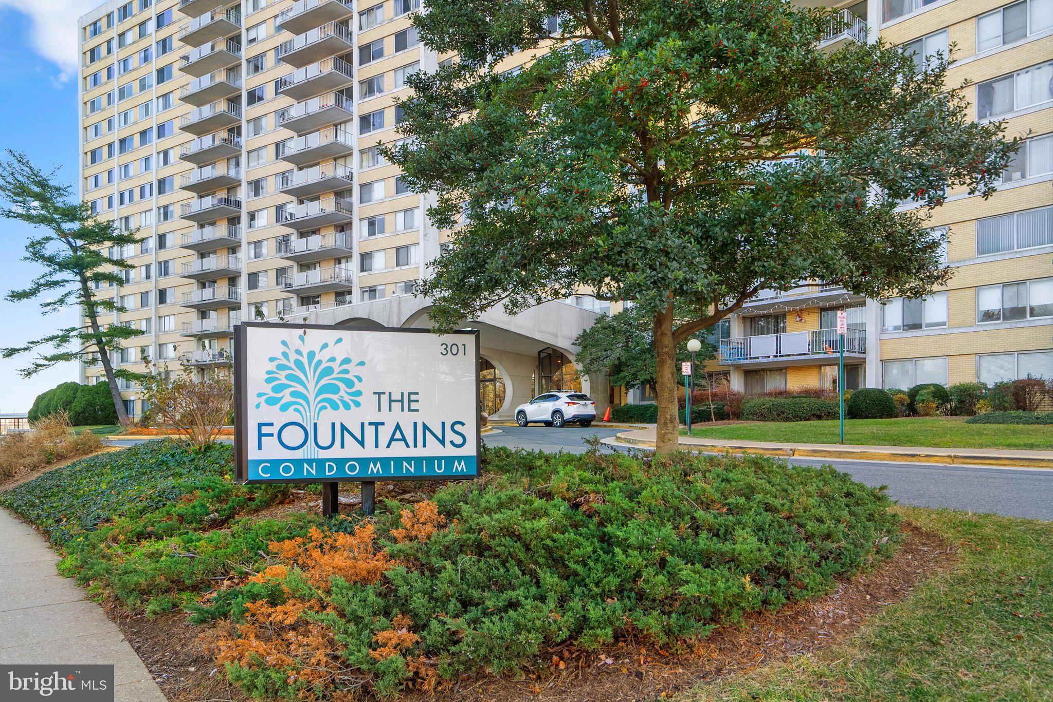THE FOUNTAINS - Residential