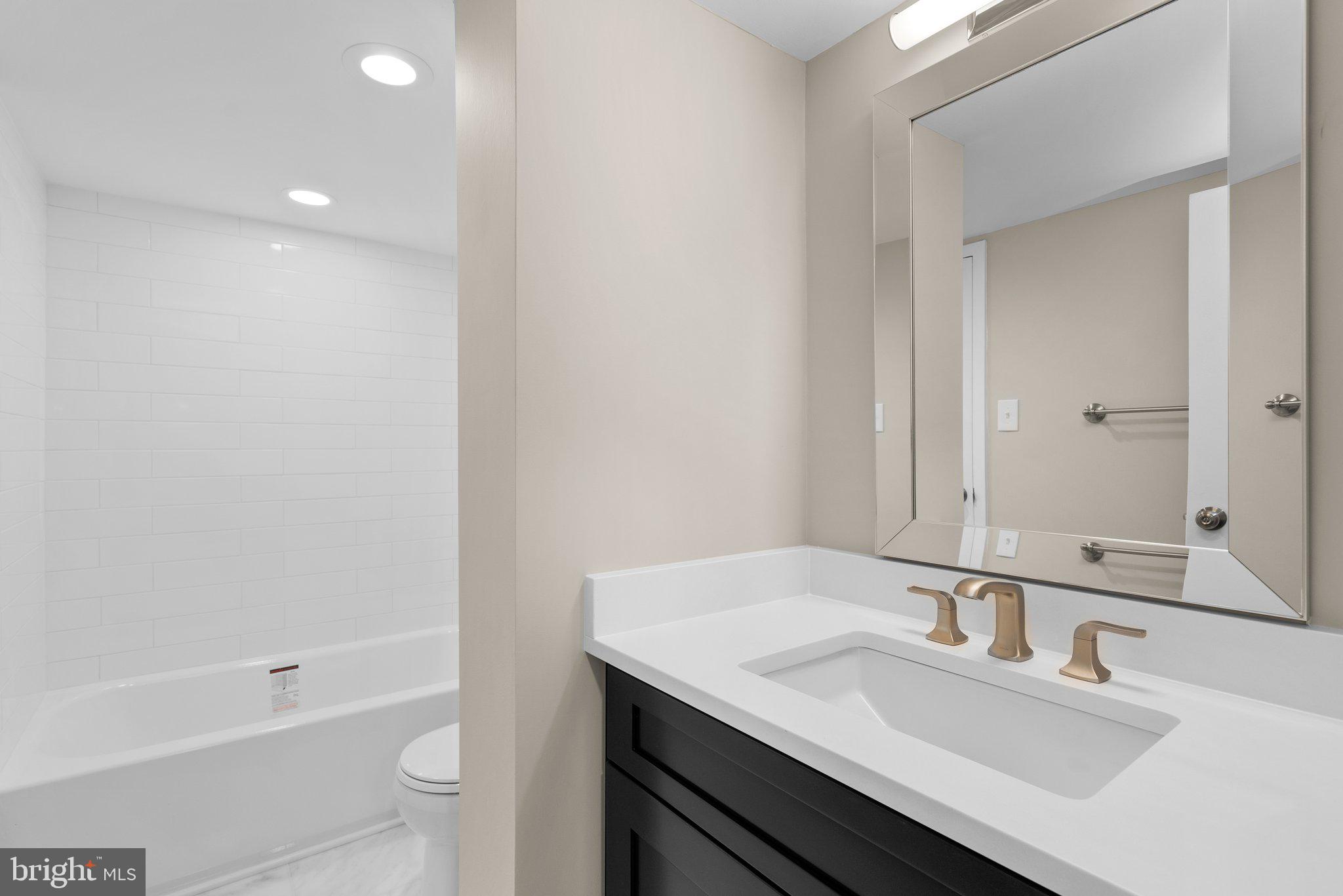 THE FOUNTAINS - Residential