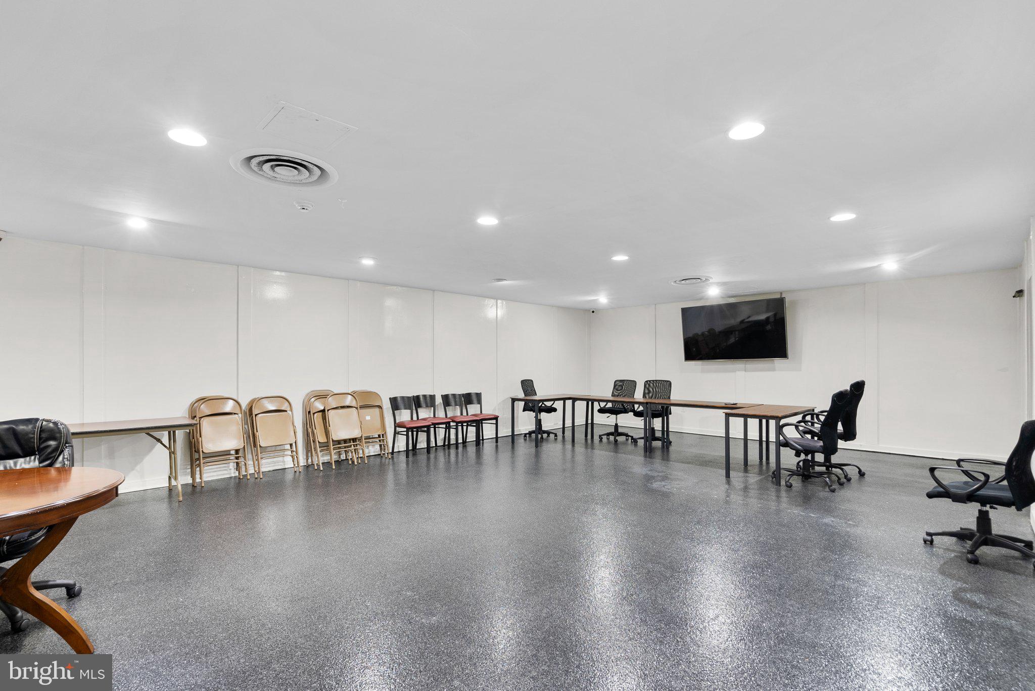 THE FOUNTAINS - Residential