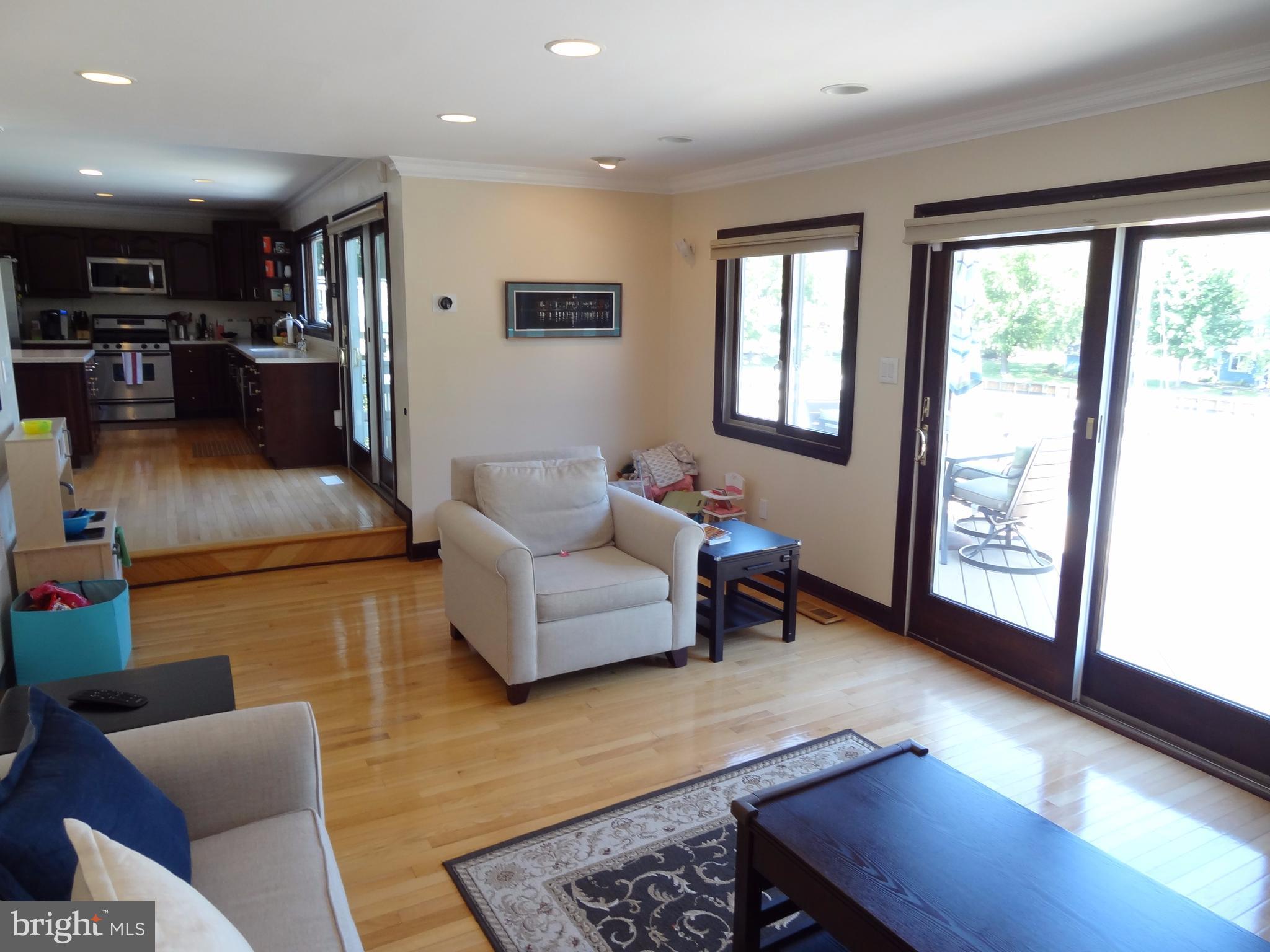 SPRIGGS COVE - Residential Lease