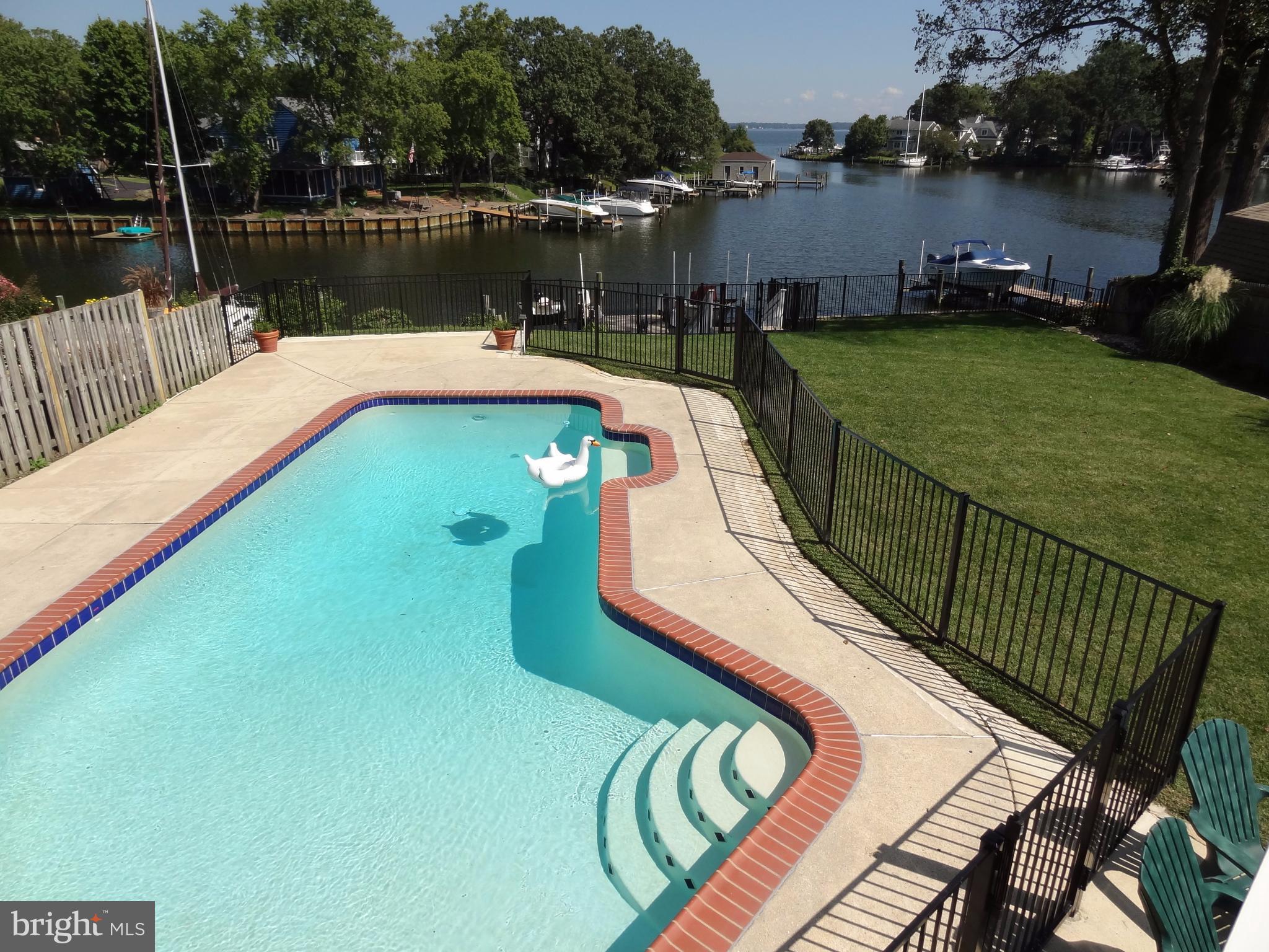 SPRIGGS COVE - Residential Lease