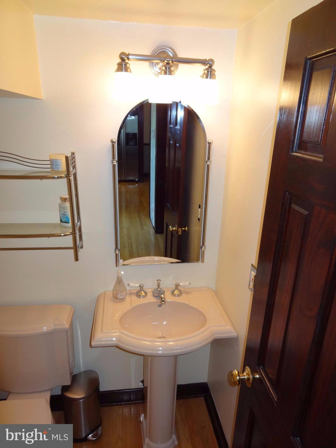 SPRIGGS COVE - Residential Lease