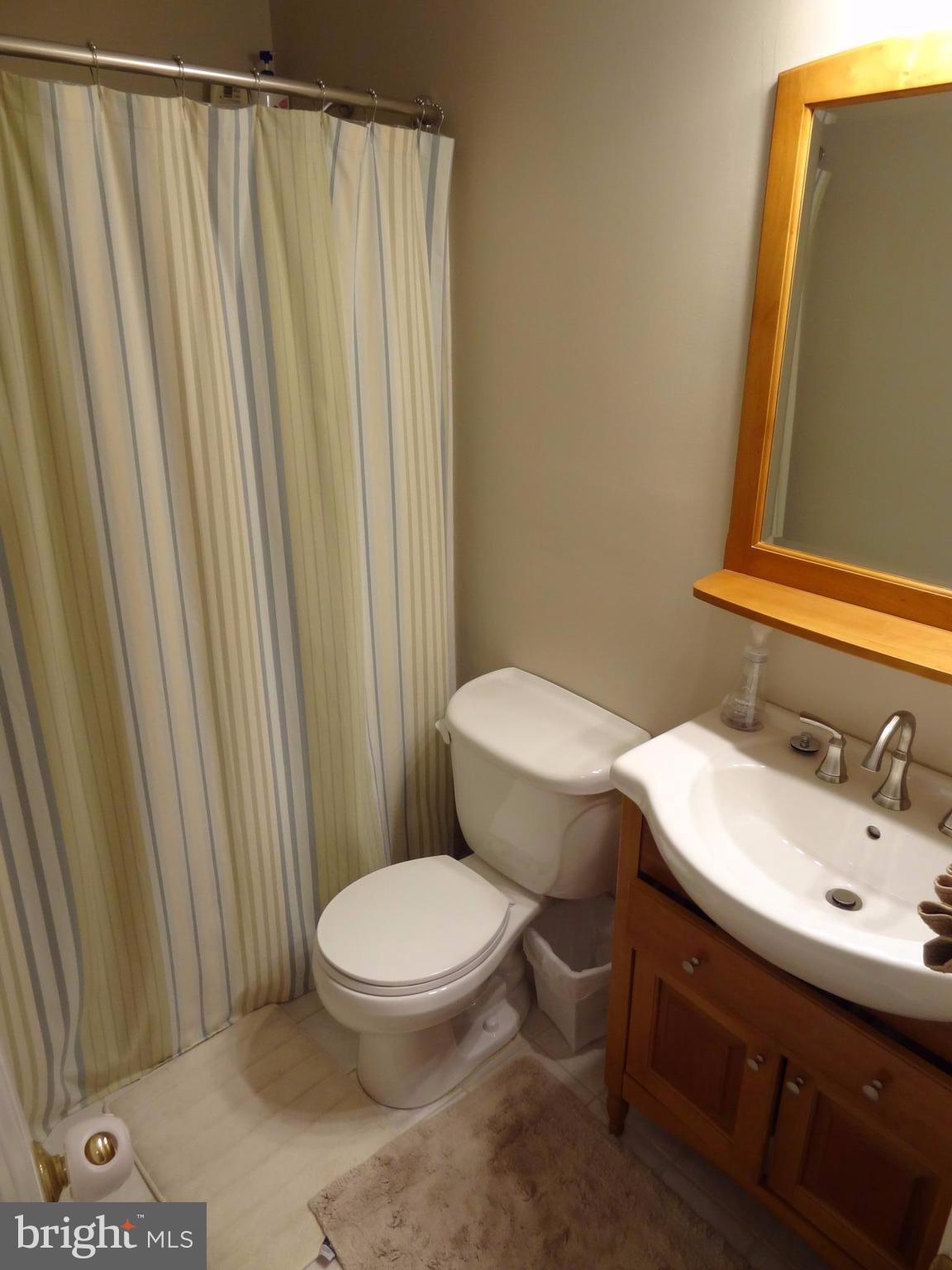 SPRIGGS COVE - Residential Lease