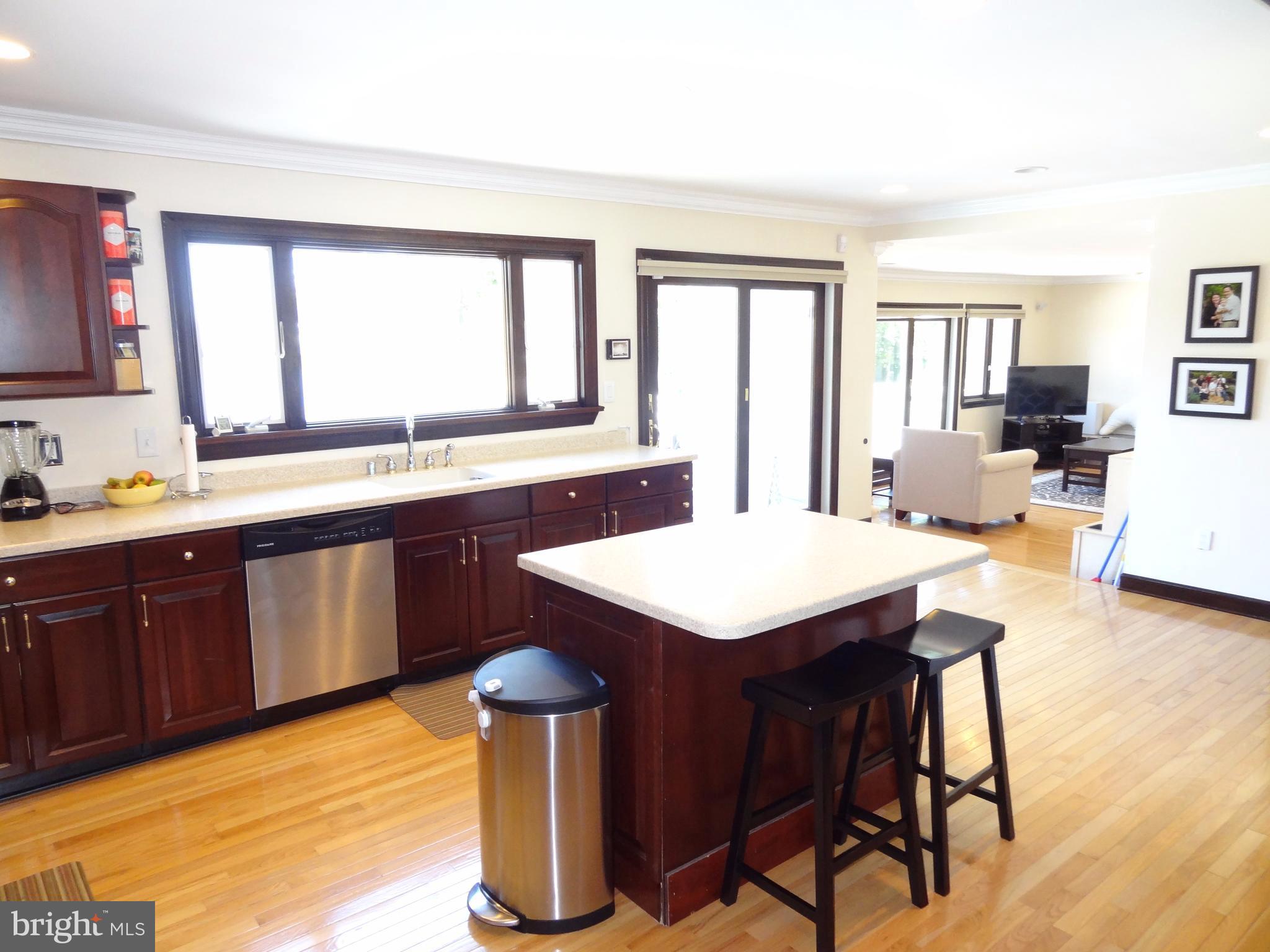 SPRIGGS COVE - Residential Lease