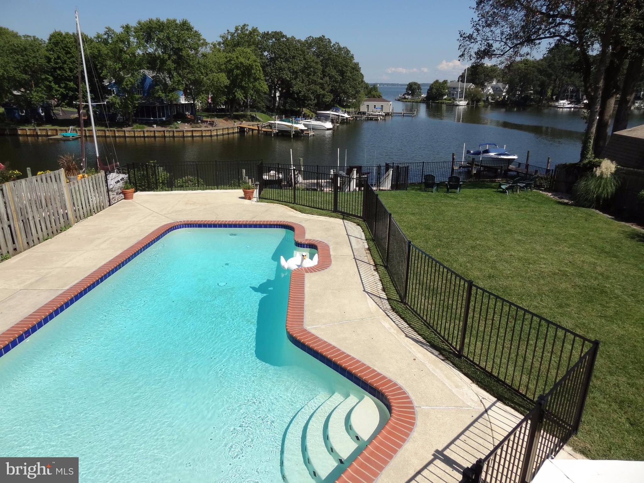 SPRIGGS COVE - Residential Lease