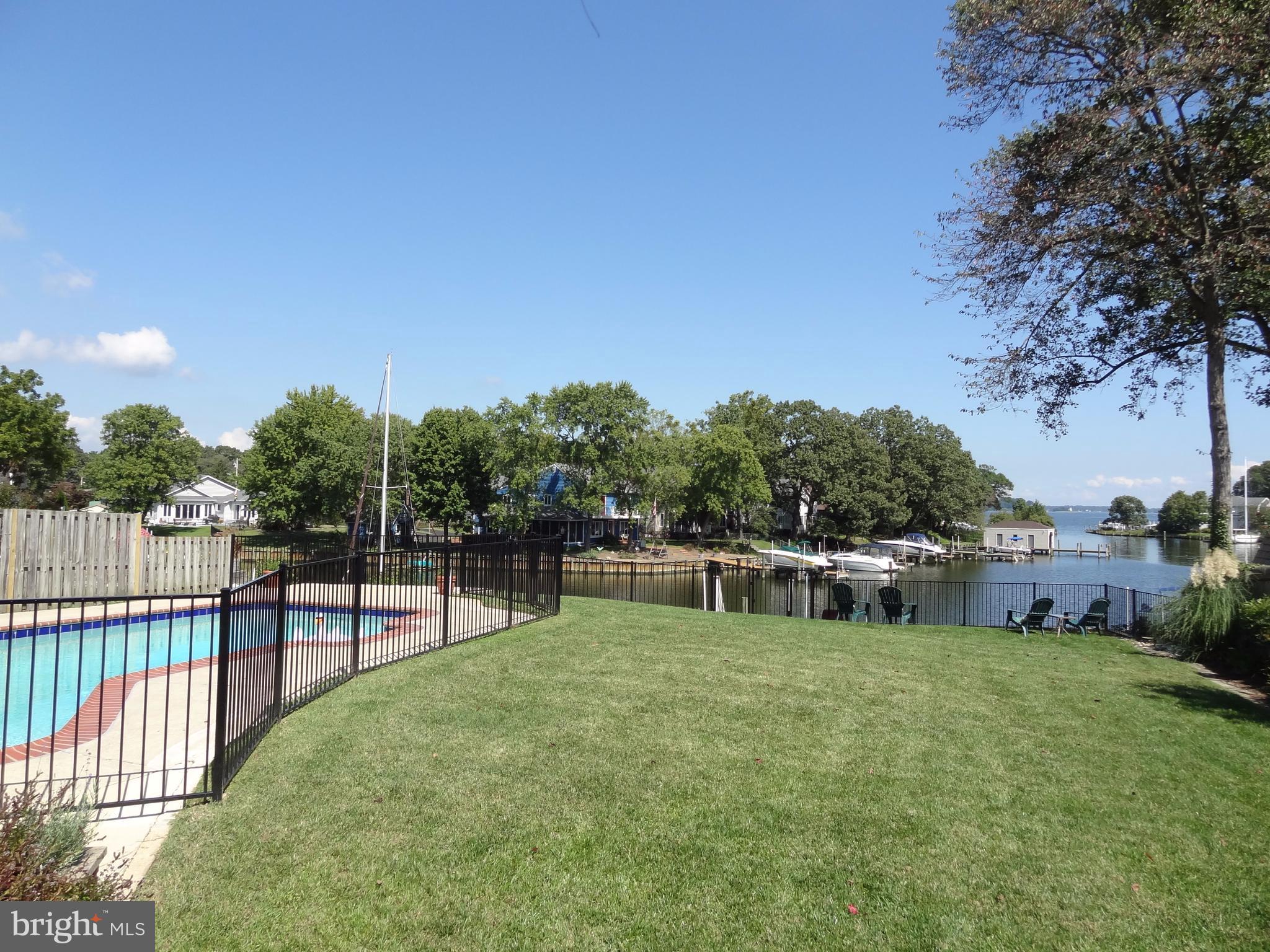 SPRIGGS COVE - Residential Lease