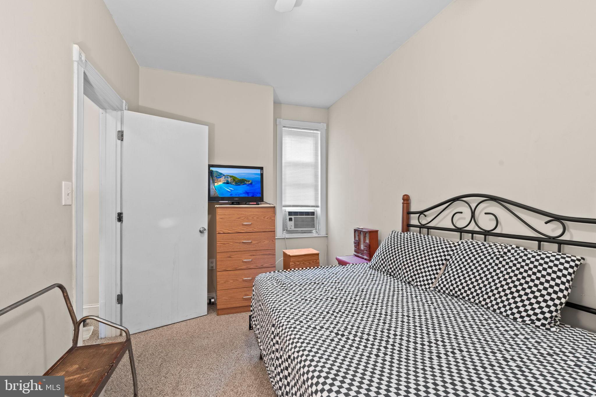 COBBS CREEK - Residential