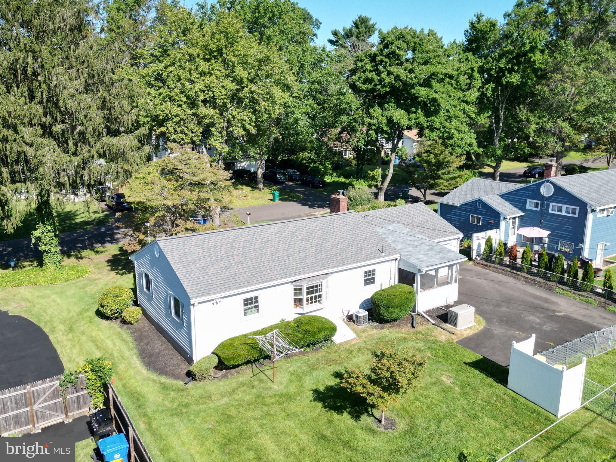 PENN VALLEY MANOR - Residential