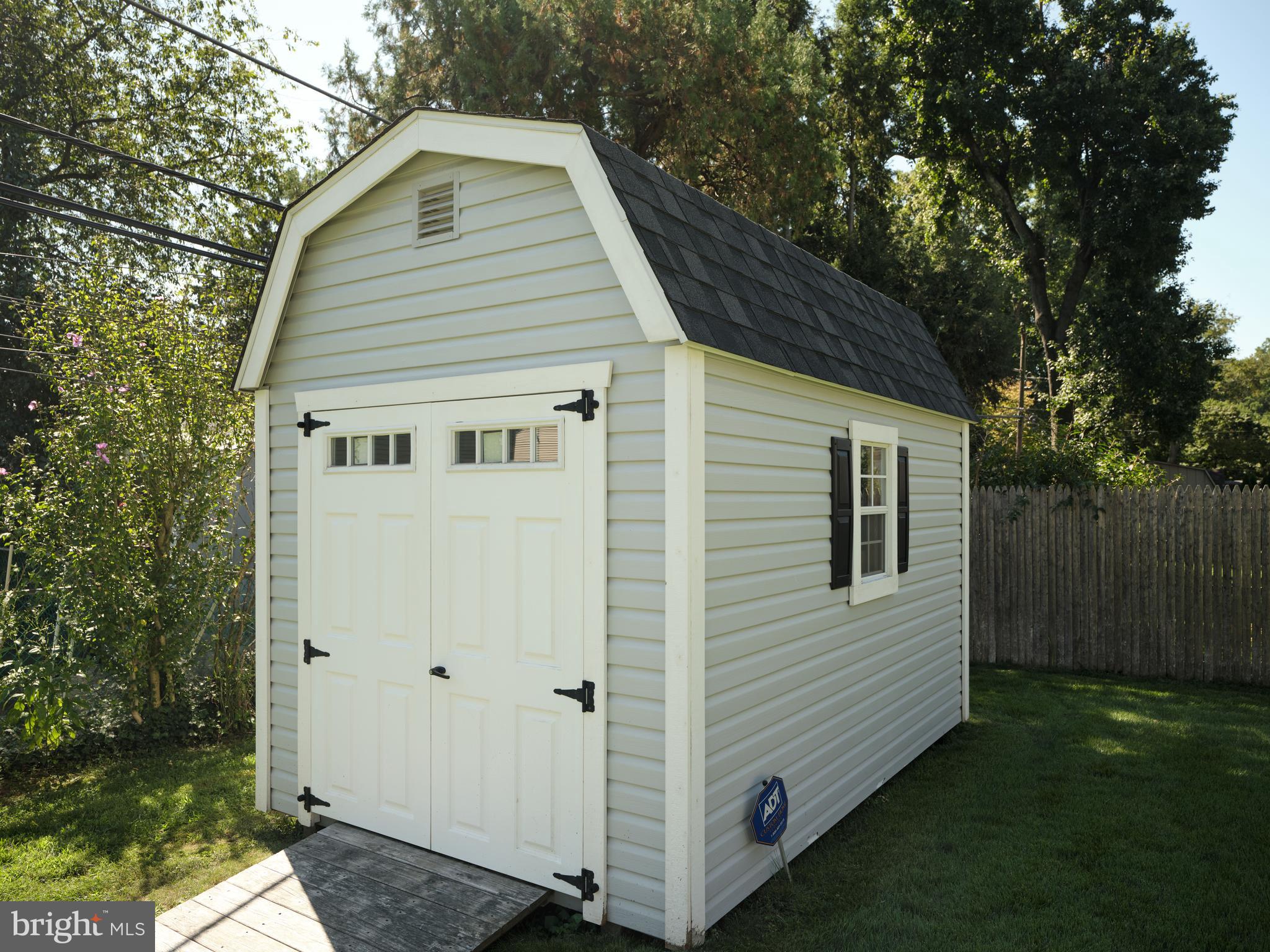 PENN VALLEY MANOR - Residential