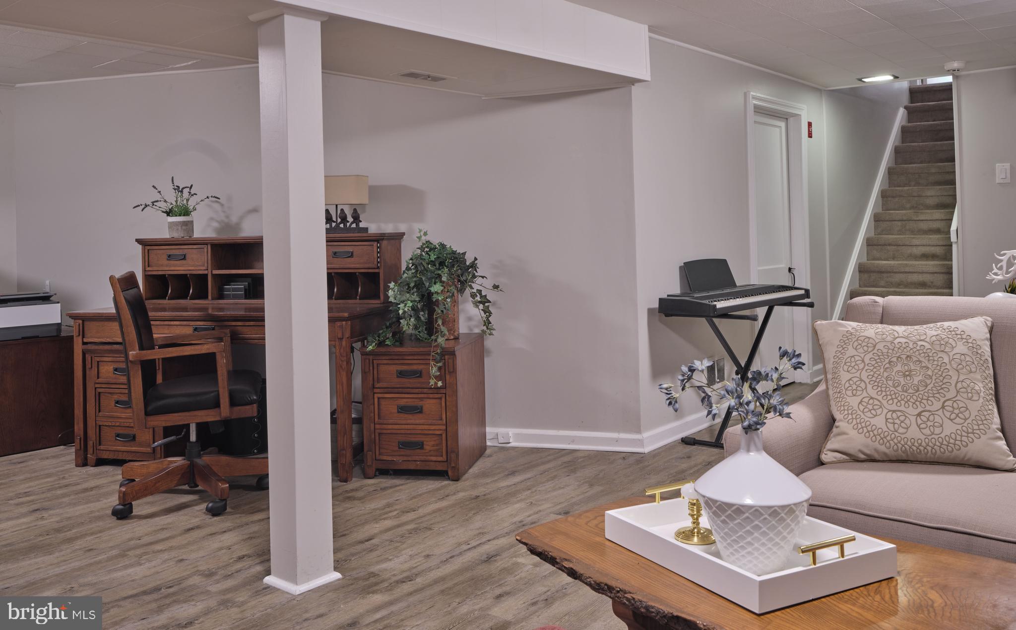 PENN VALLEY MANOR - Residential