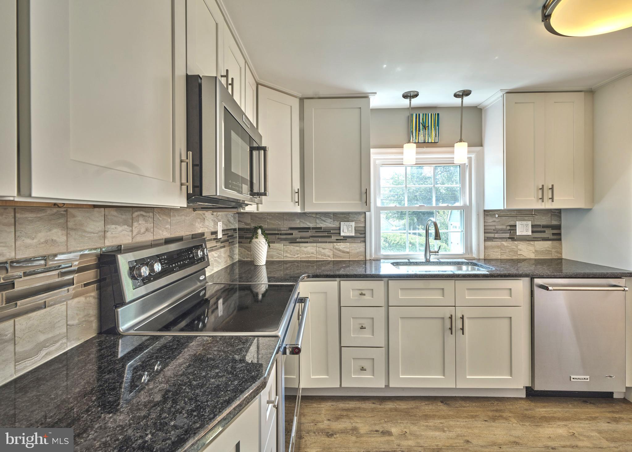 PENN VALLEY MANOR - Residential