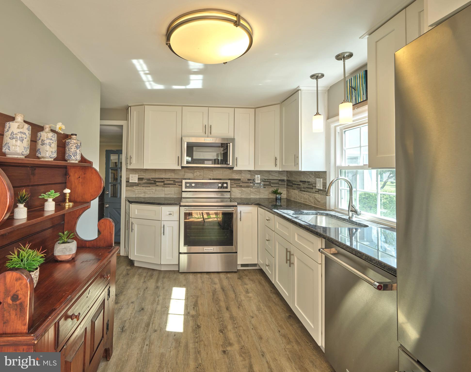 PENN VALLEY MANOR - Residential