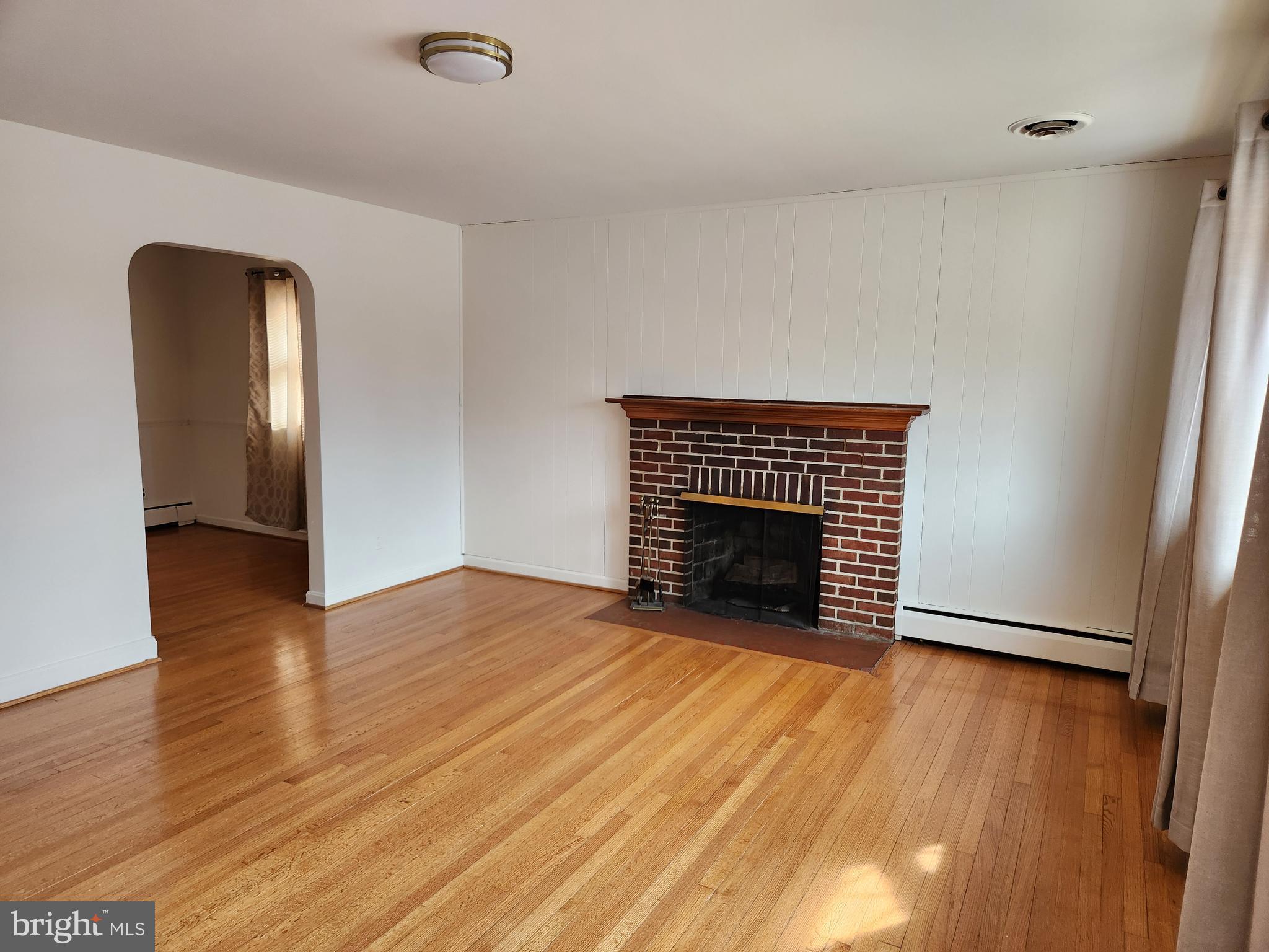 BROADVIEW - Residential