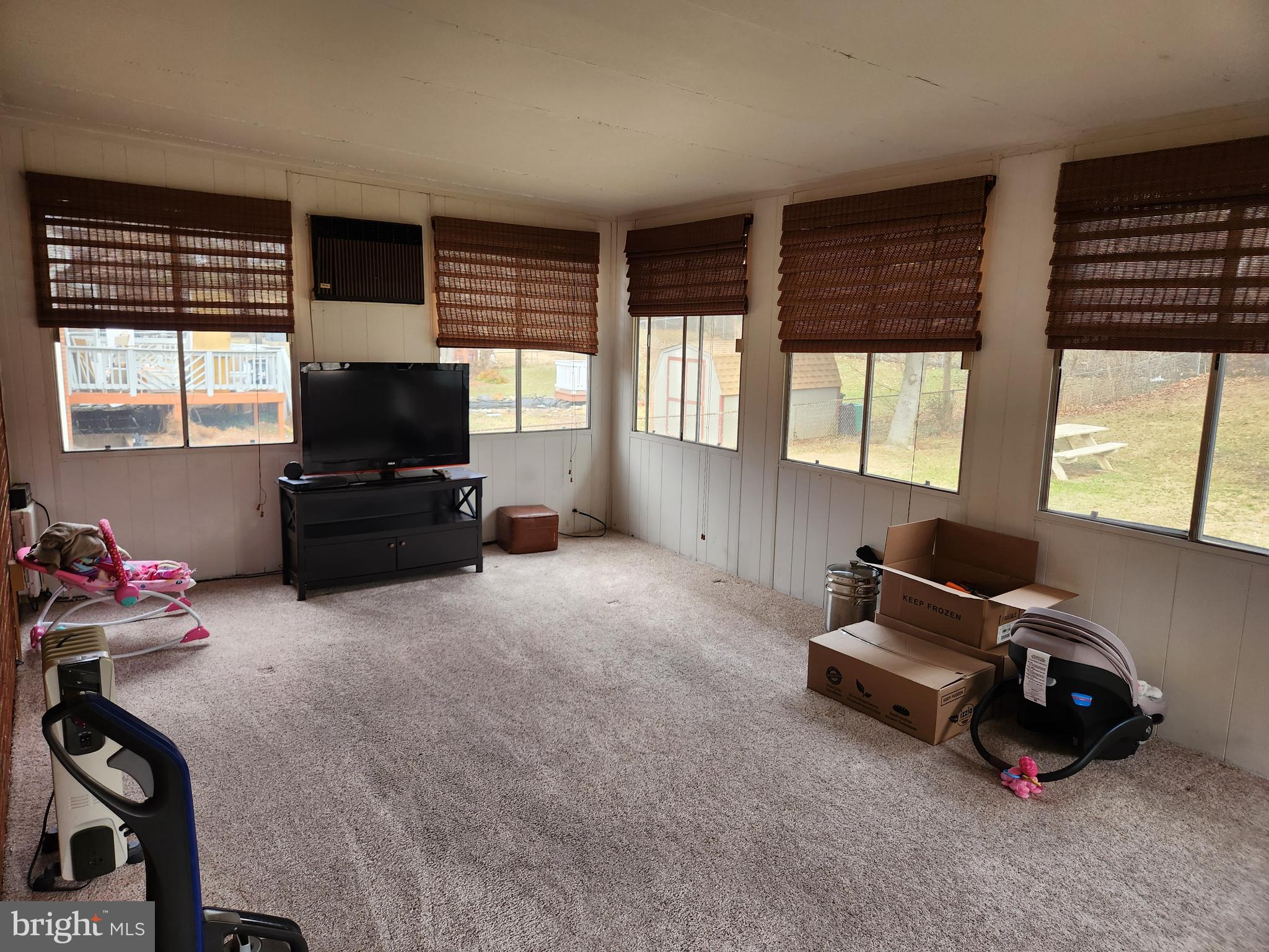 BROADVIEW - Residential