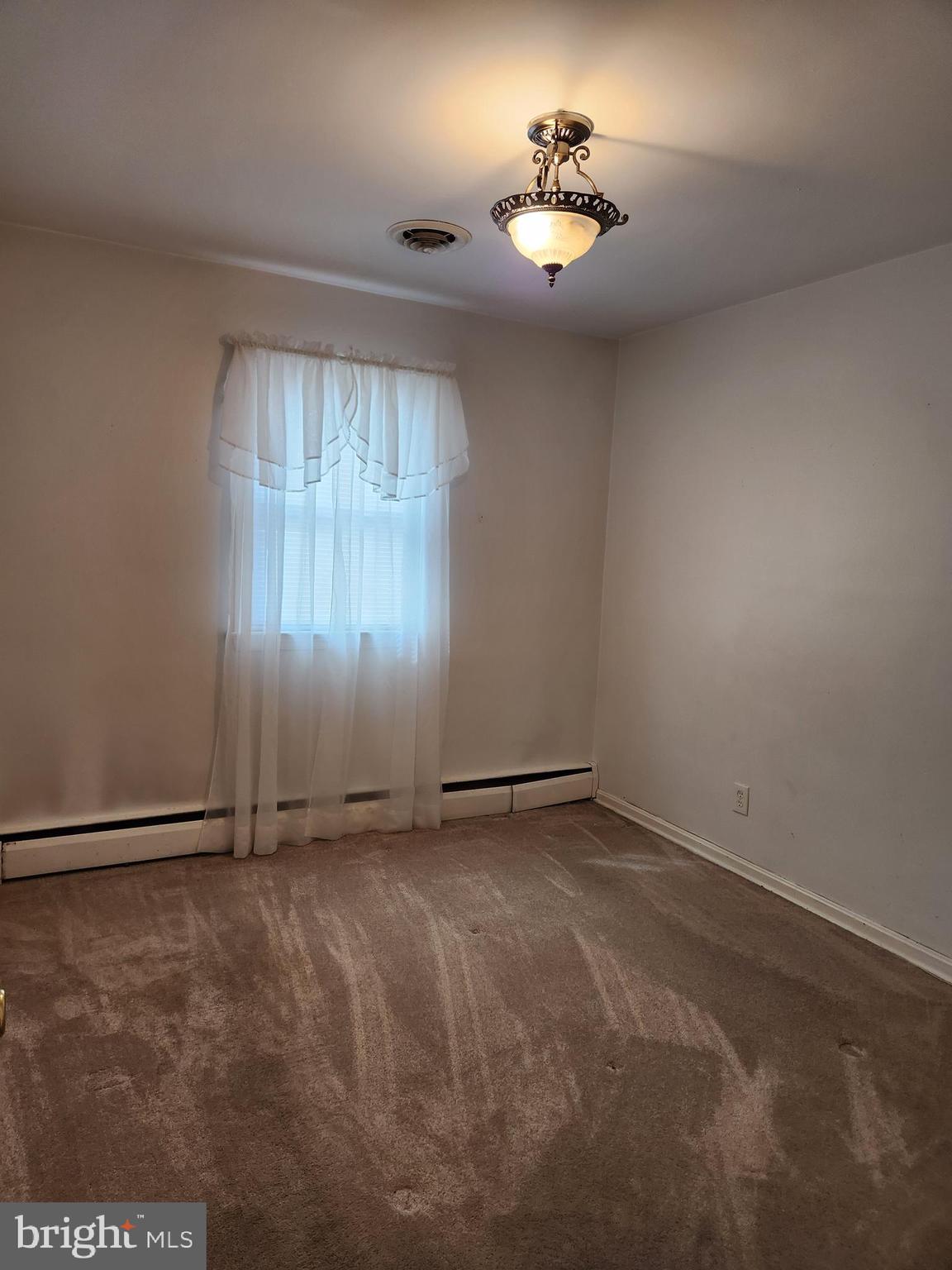 BROADVIEW - Residential