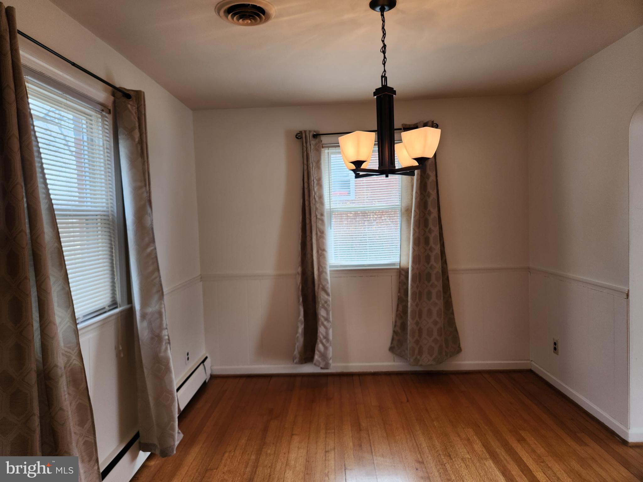 BROADVIEW - Residential