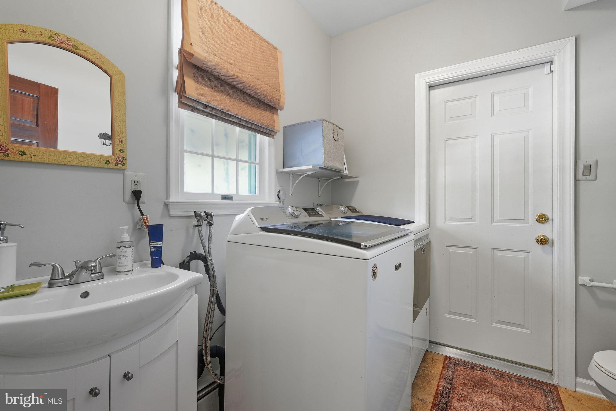 TOWER HILL MDWS - Residential