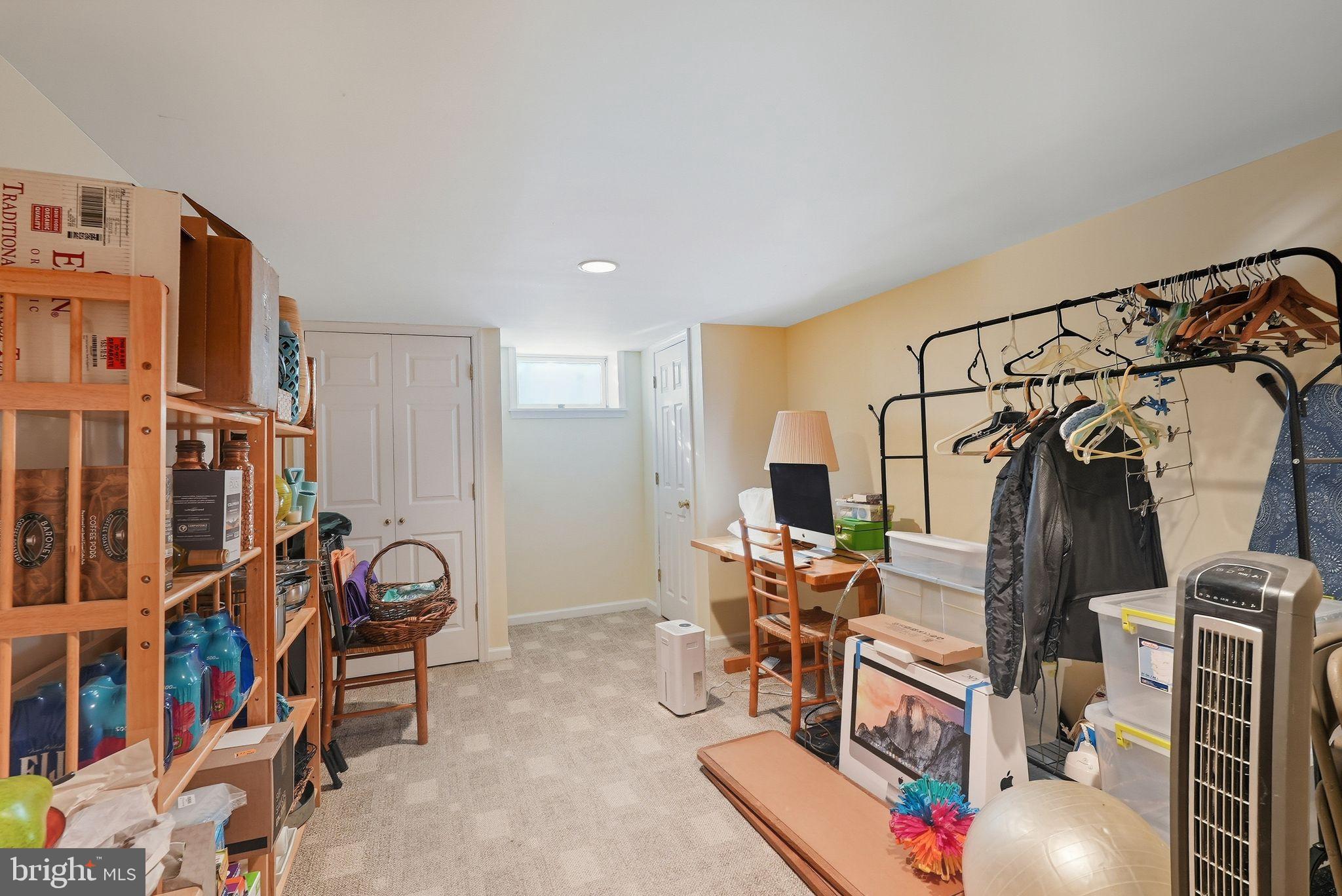 TOWER HILL MDWS - Residential